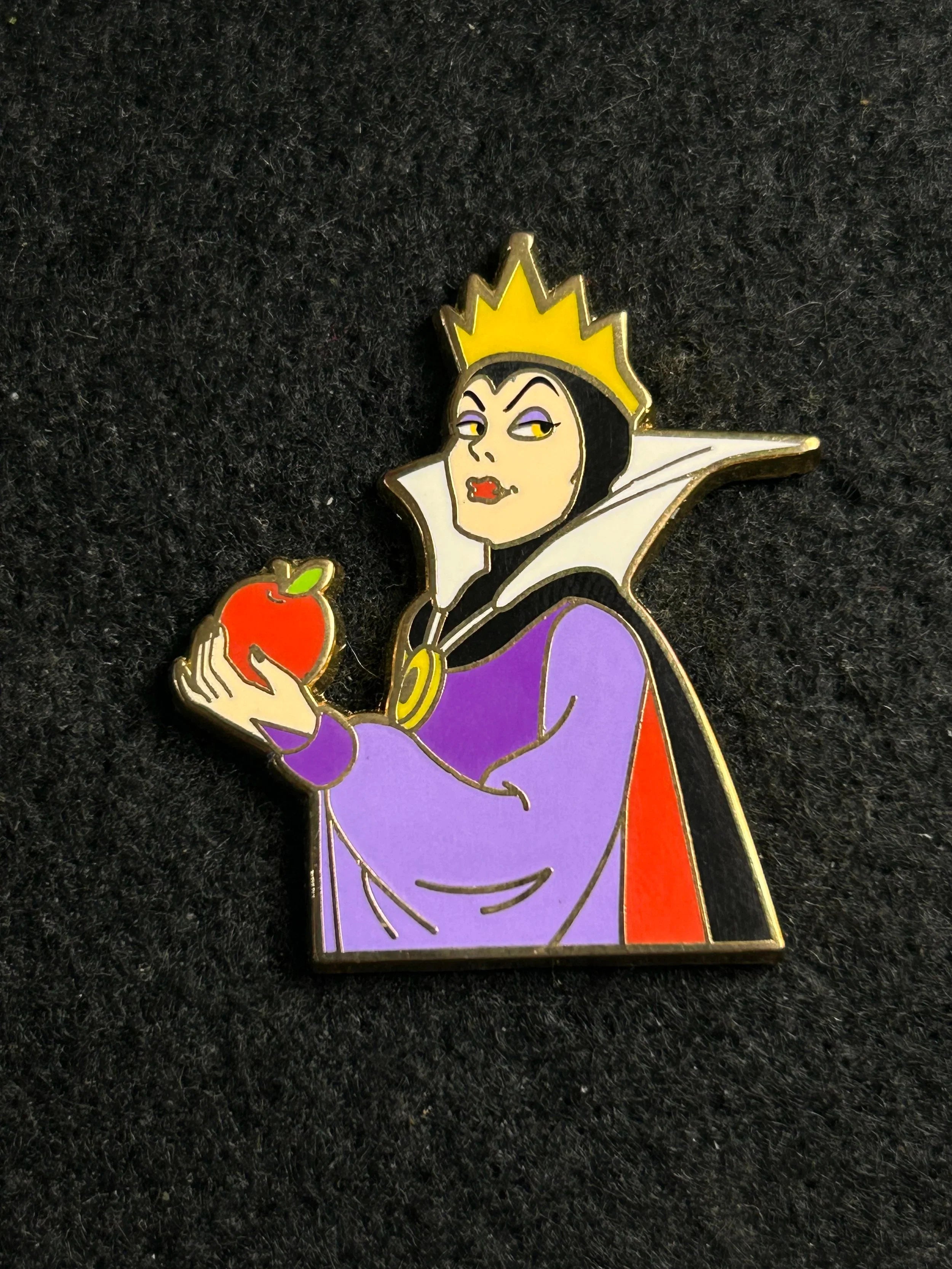 2018 - Evil Queen - PinCon - HotArt - Artland - Acme - LE 200 - Disney Pin
