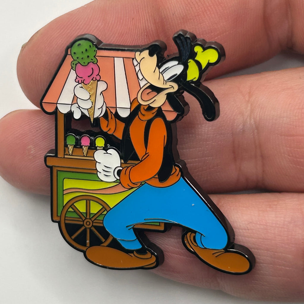 Loungefly - Goofy Ice Cream Cart - Disney Pin