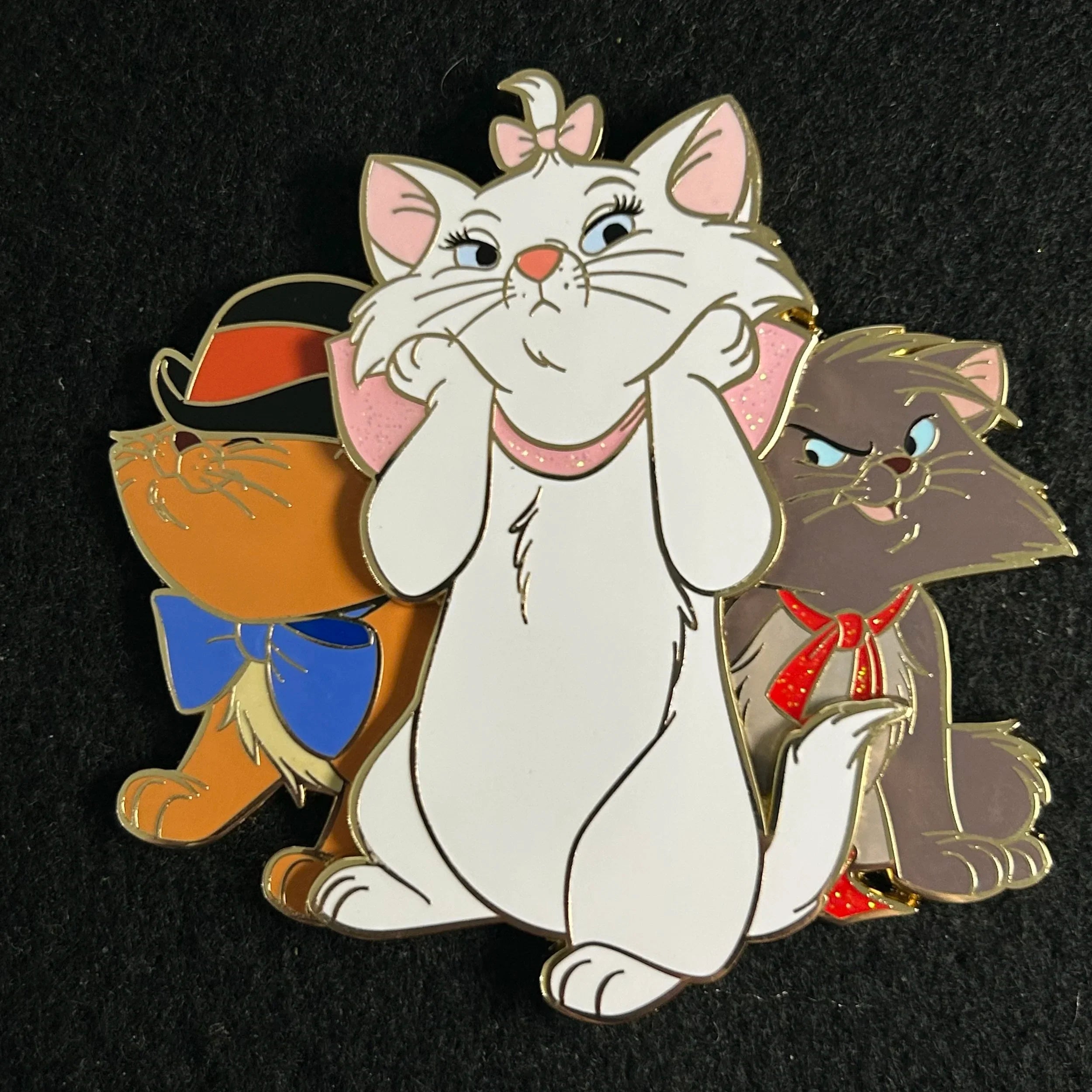 Pink a la Mode - MII - Marie, Berlioz, & Toulouse - LE 300 - Disney Pin