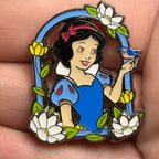 Loungefly - Snow White - Windowsill - With Bird - Disney Pin