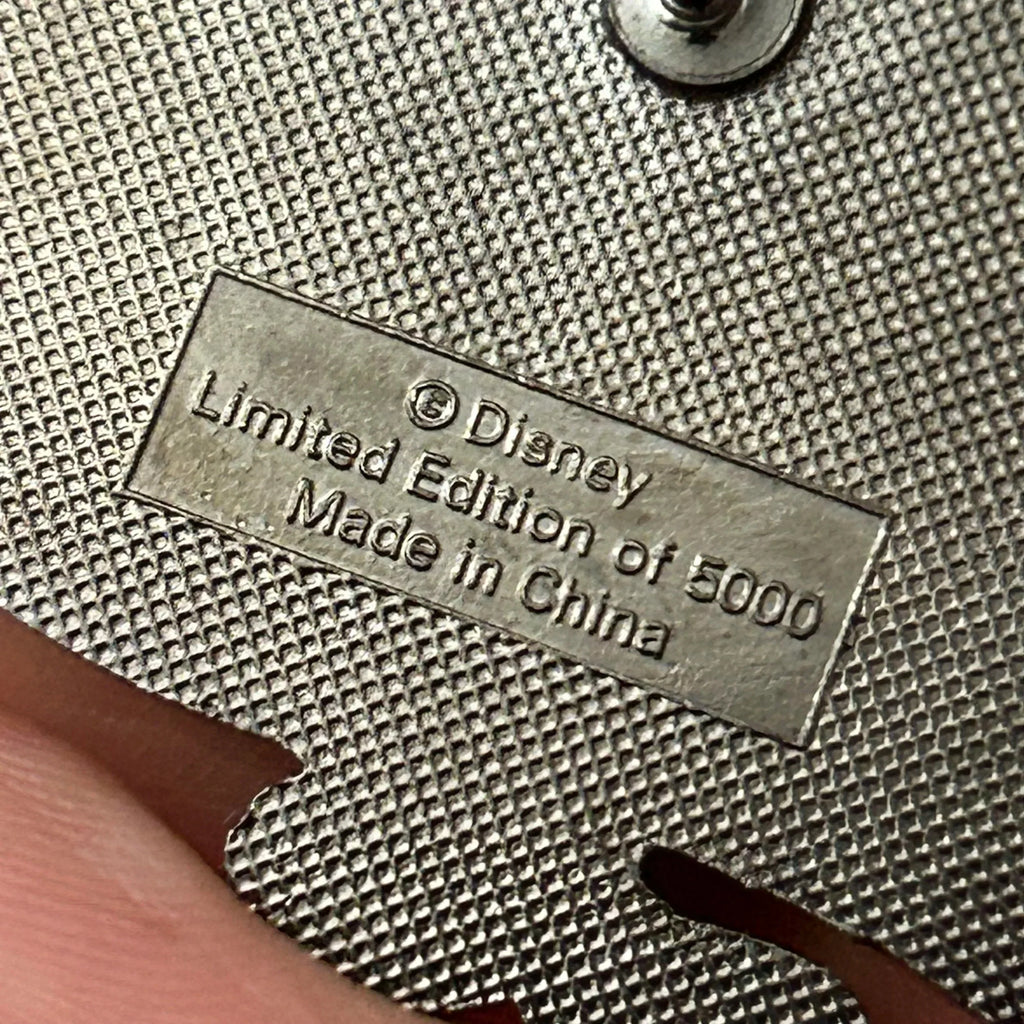 LE Mickey Mouse Pin Trading Traditions Pin