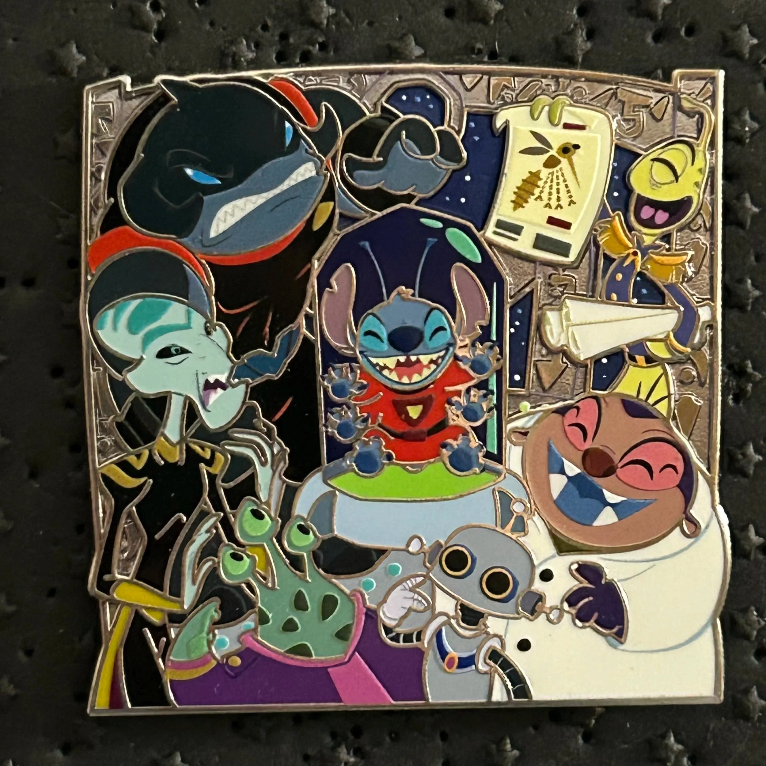 2024 - Lilo and Stitch - Supporting Cast - Disney Pin