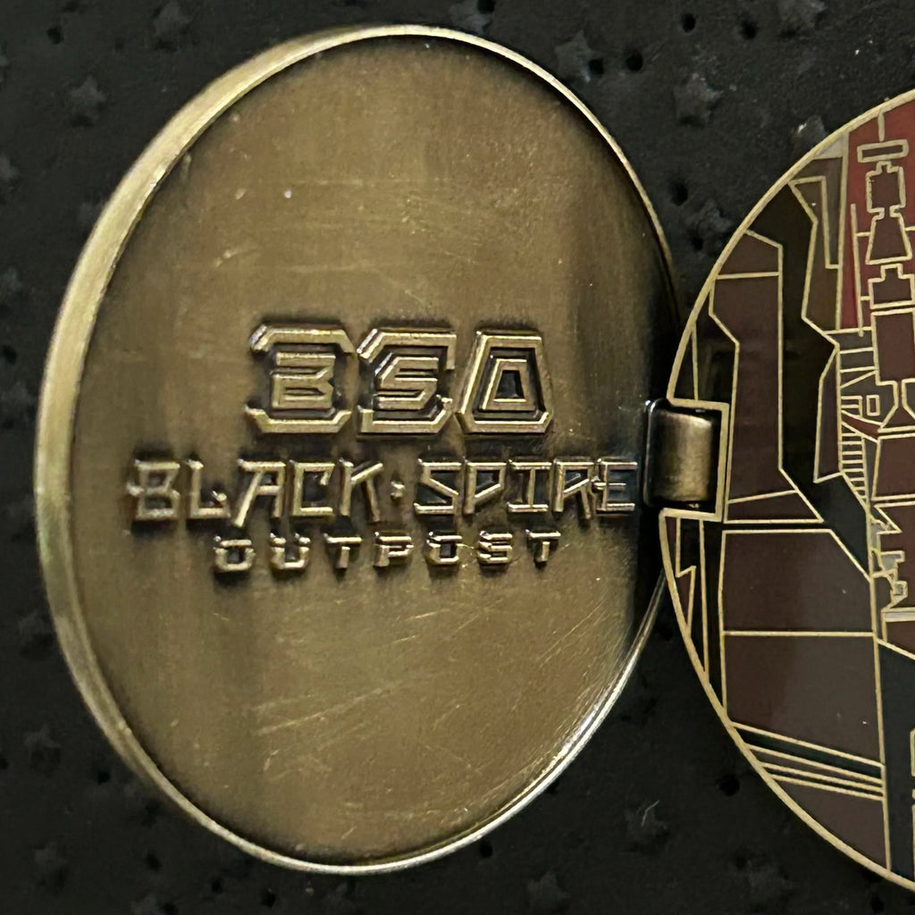 2019 - Ogas Cantina - Black Spire Outpost - Galaxys Edge - Star Wars - Hinge - Disney Pin