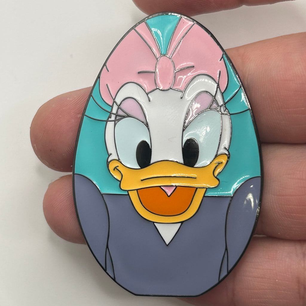 2022 - Daisy Duck - LR - Egg - Disney Pin