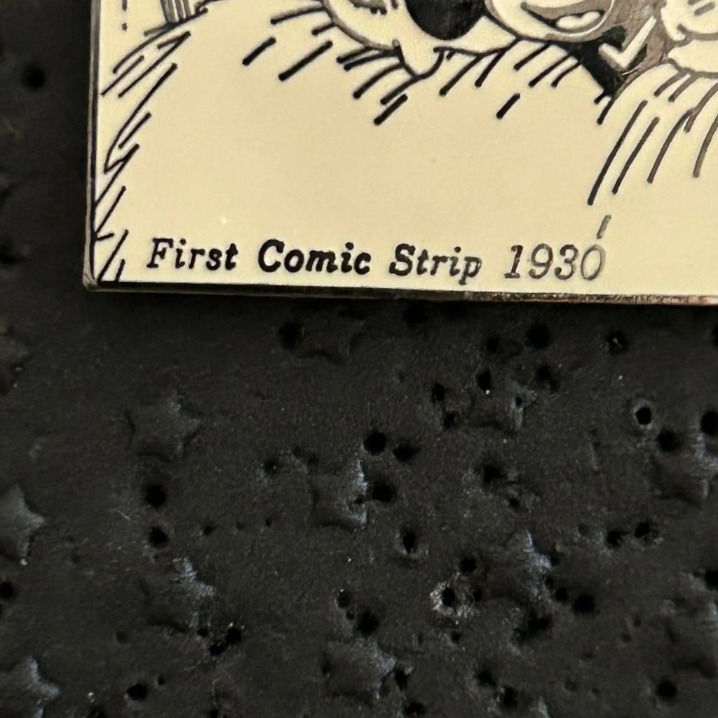 2001 - Mickey Mouse - How To Fly - First Comic Strip 1930 - Millennium - Disney Pin