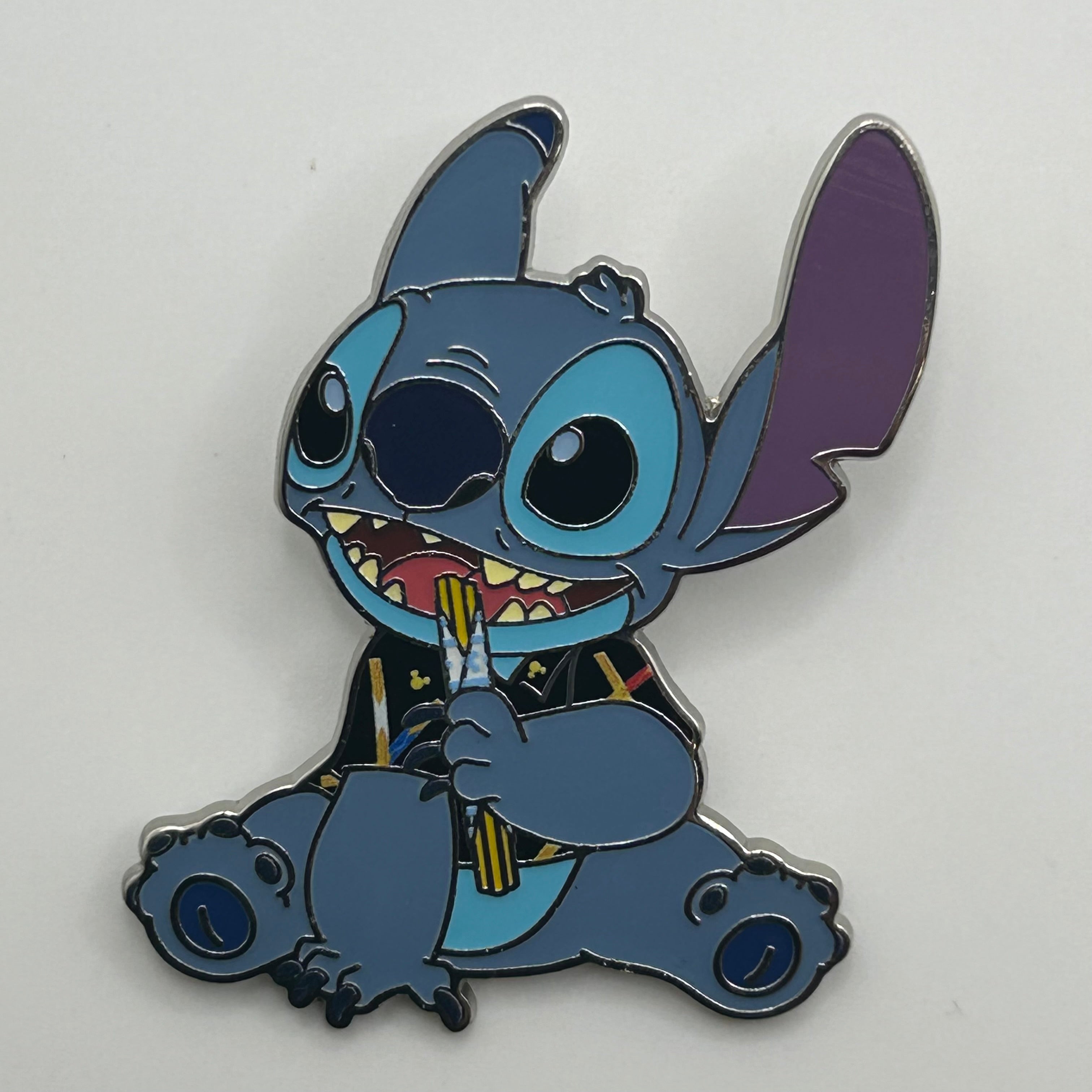 2024 - LR - Churro - Stitch - Disney Pin