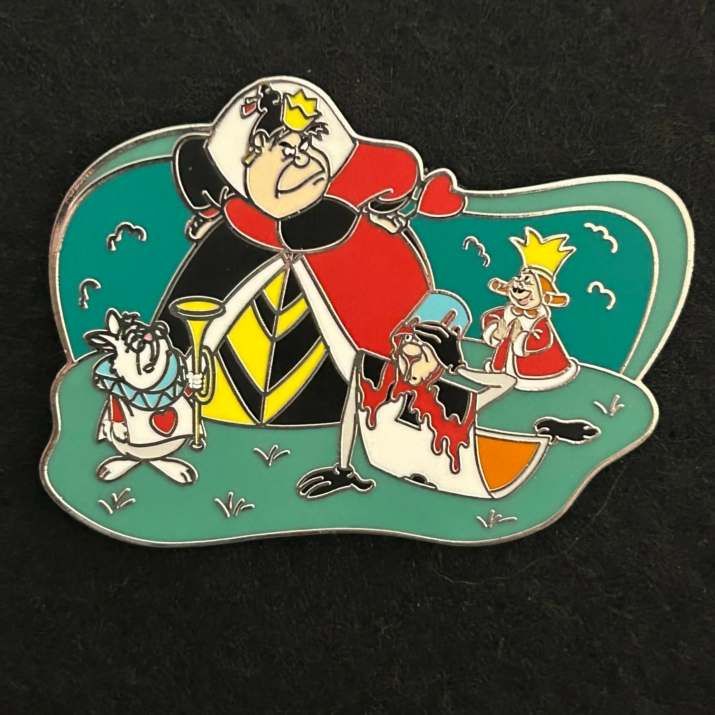 2024 - Queen of Hearts - In The Garden - Alice in Wonderland - Disney Pin