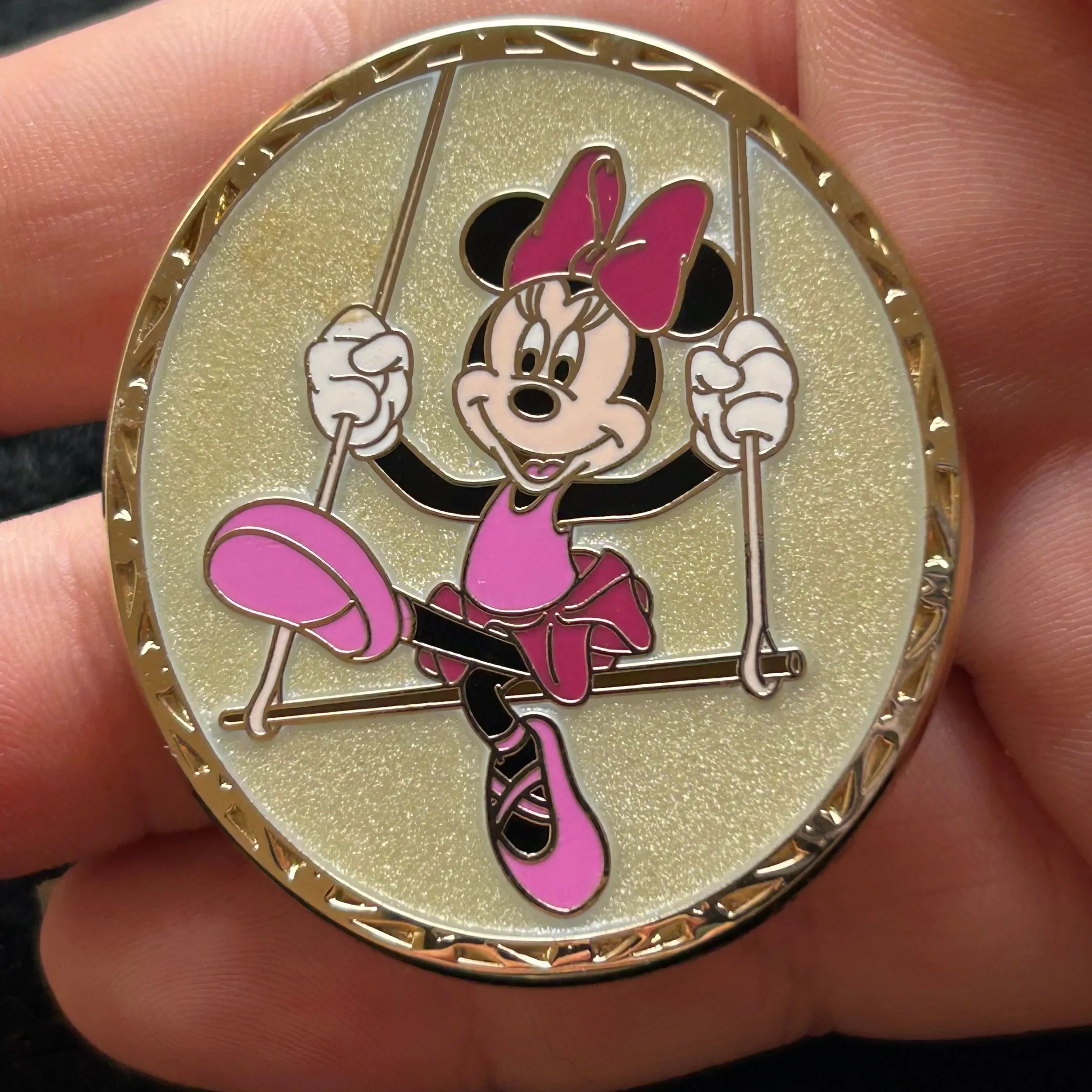 2012 - Minnie Mouse - Ballerina - Swinging - Mickeys Circus - LE 250 - Disney Pin