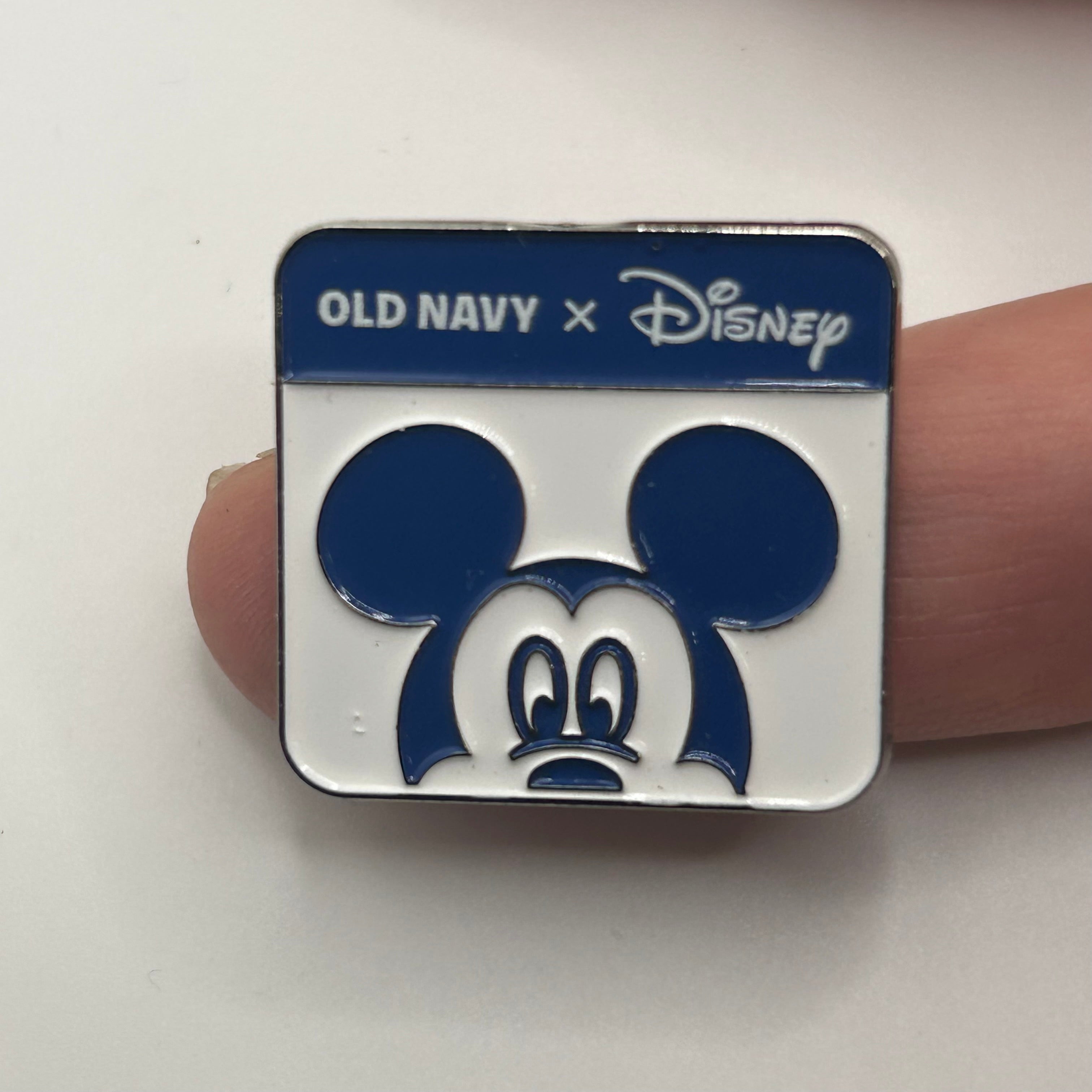 Old Navy - Mickey Mouse - Enamel Pin
