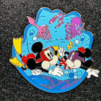 2024 - Mickey and Minnie Mouse - Snorkeling in the Ocean - Disney Pin