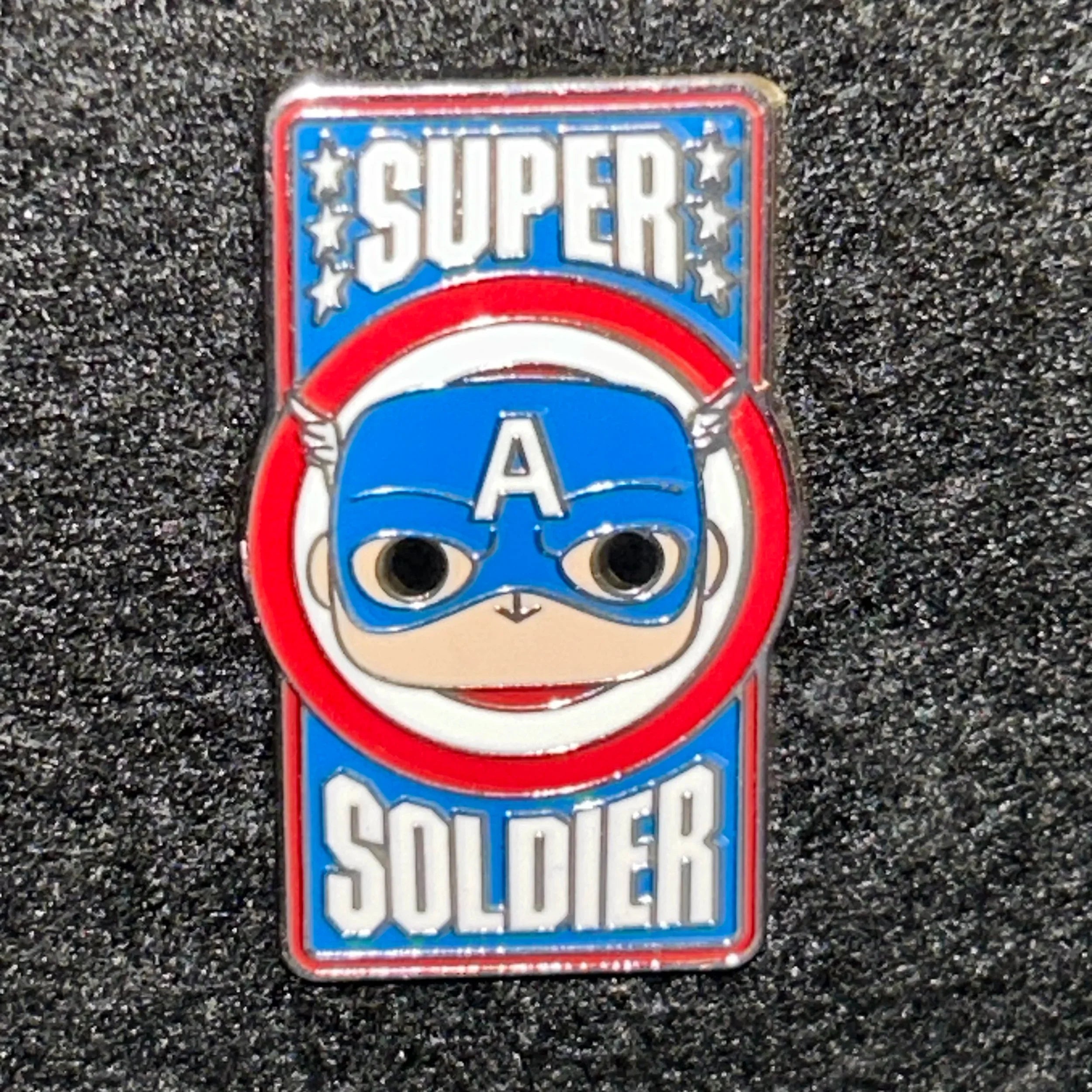 Loungefly - Captain America - Super Solider - Marvel - Disney Pin