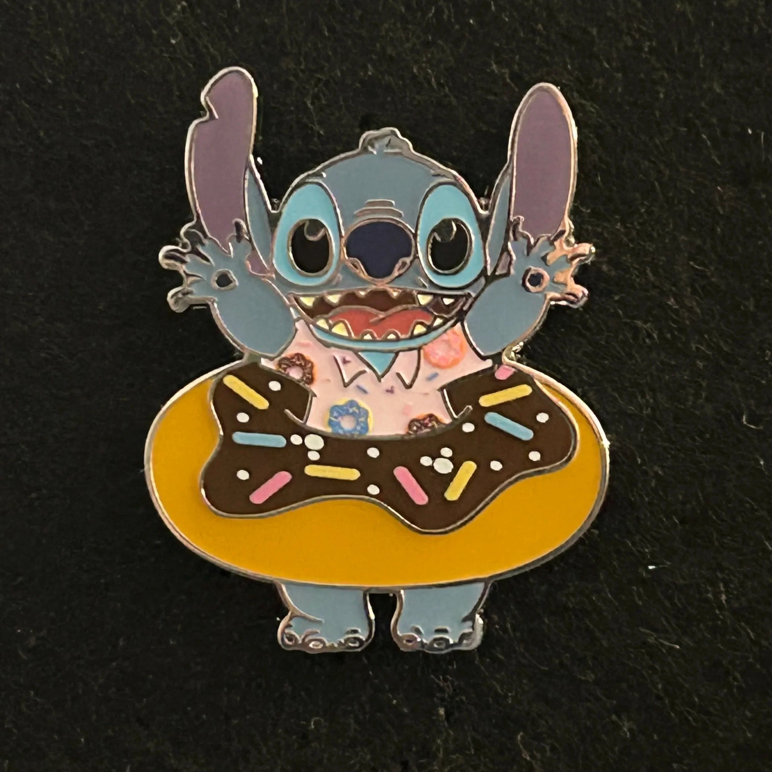 2024 - Stitch - Inside of Donut Hole - Stitchs Snack Attack Mystery Pin