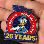 2025 - Donald Duck - 25 Years Of Pin Trading - LR - Logo - Disney Pin
