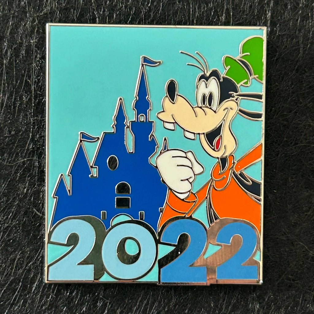2022 - Goofy - With Castle - Disney Pin