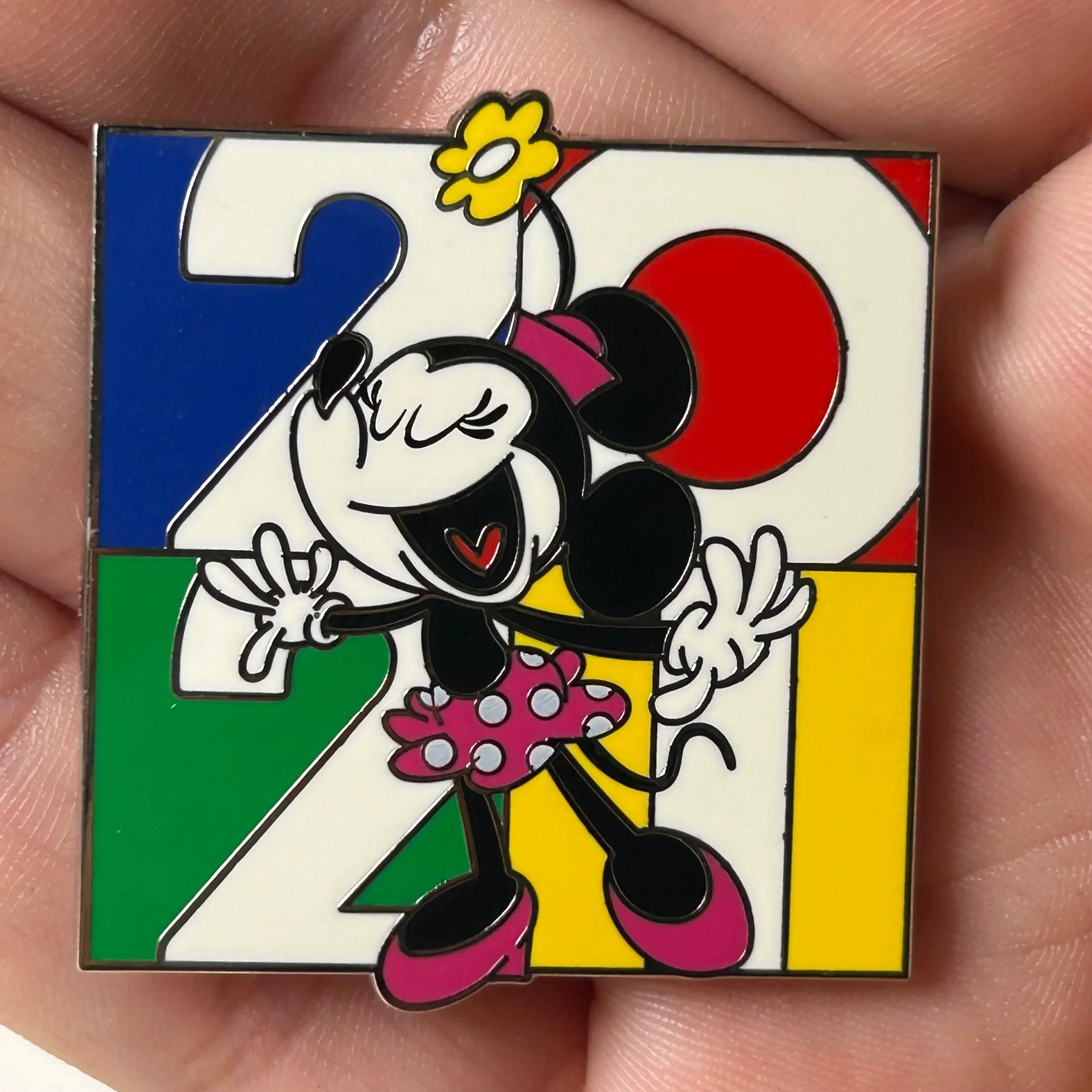 2021 - Minnie Mouse - Square - Booster Series - Disney Pin