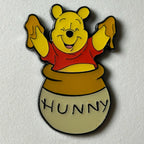 Loungefly - Winnie the Pooh - In Hunny Pot - Mystery Series - Disney Pin