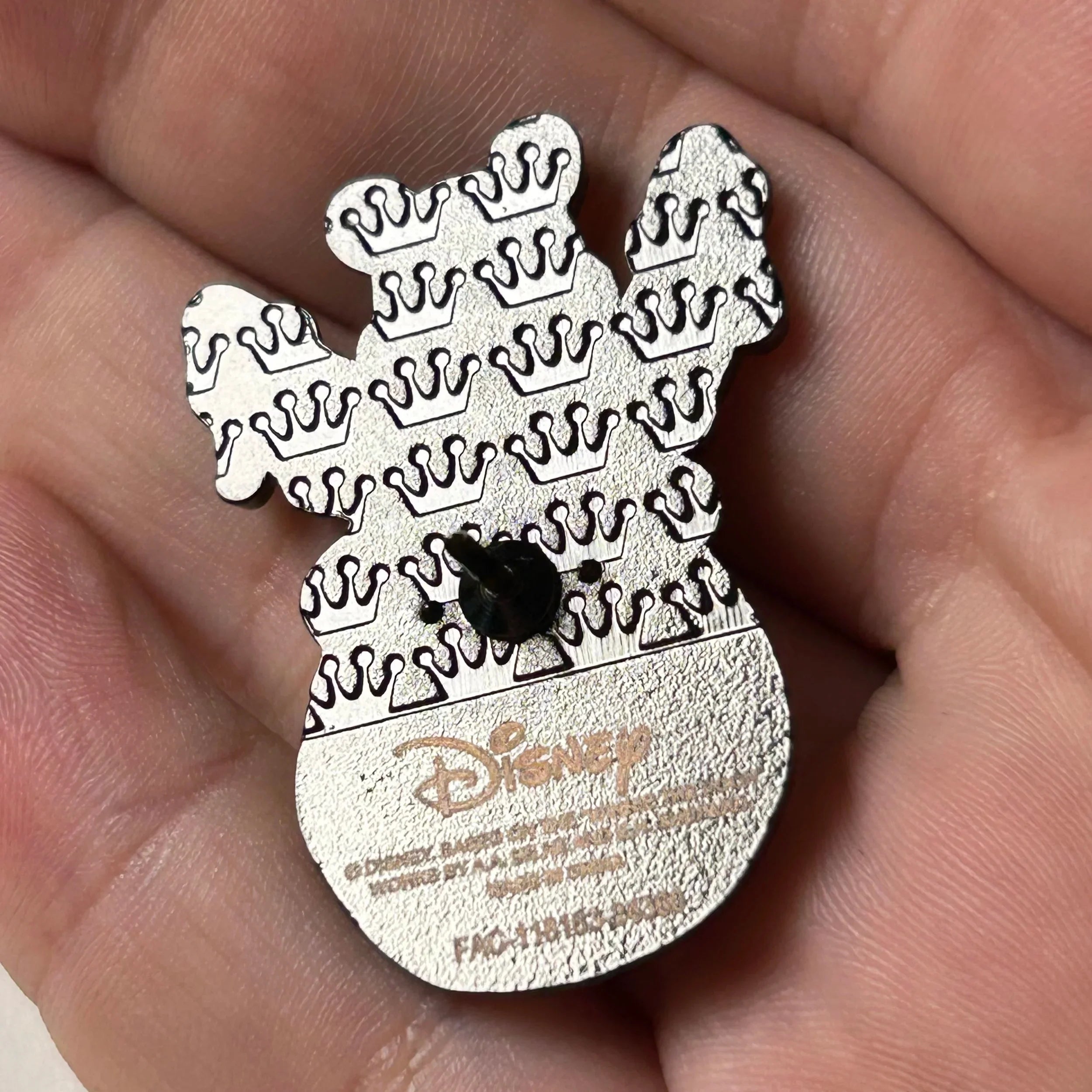 Loungefly - Winnie the Pooh - In Hunny Pot - Mystery Series - Disney Pin