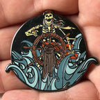 2025 - Skeleton - Pirates of the Caribbean - Driving Through Storm - Disney Pin