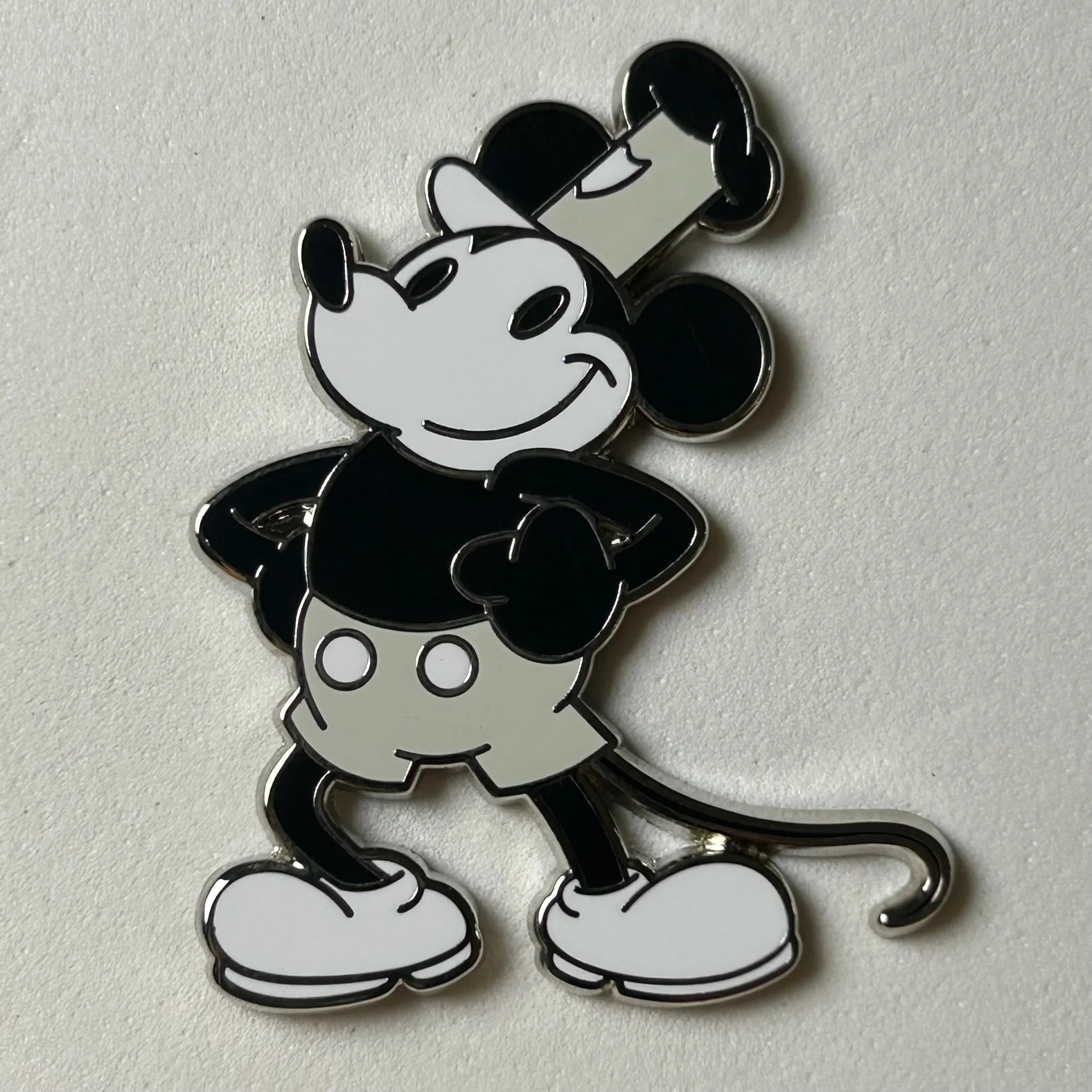 2024 - Steamboat Mickey - Full Body - Disney Pin