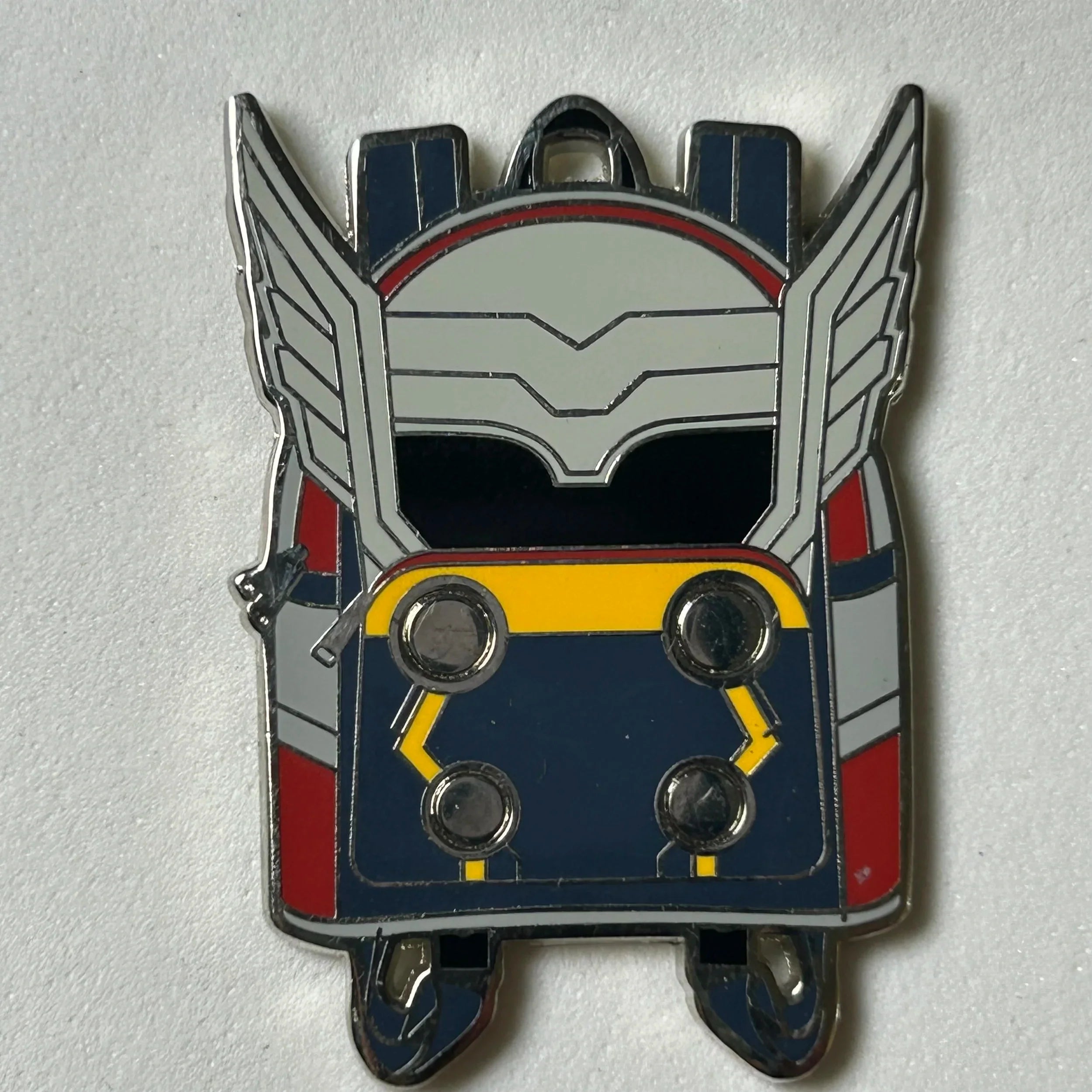 Loungefly - Thor - Backpack - Mystery Series - Disney Pin