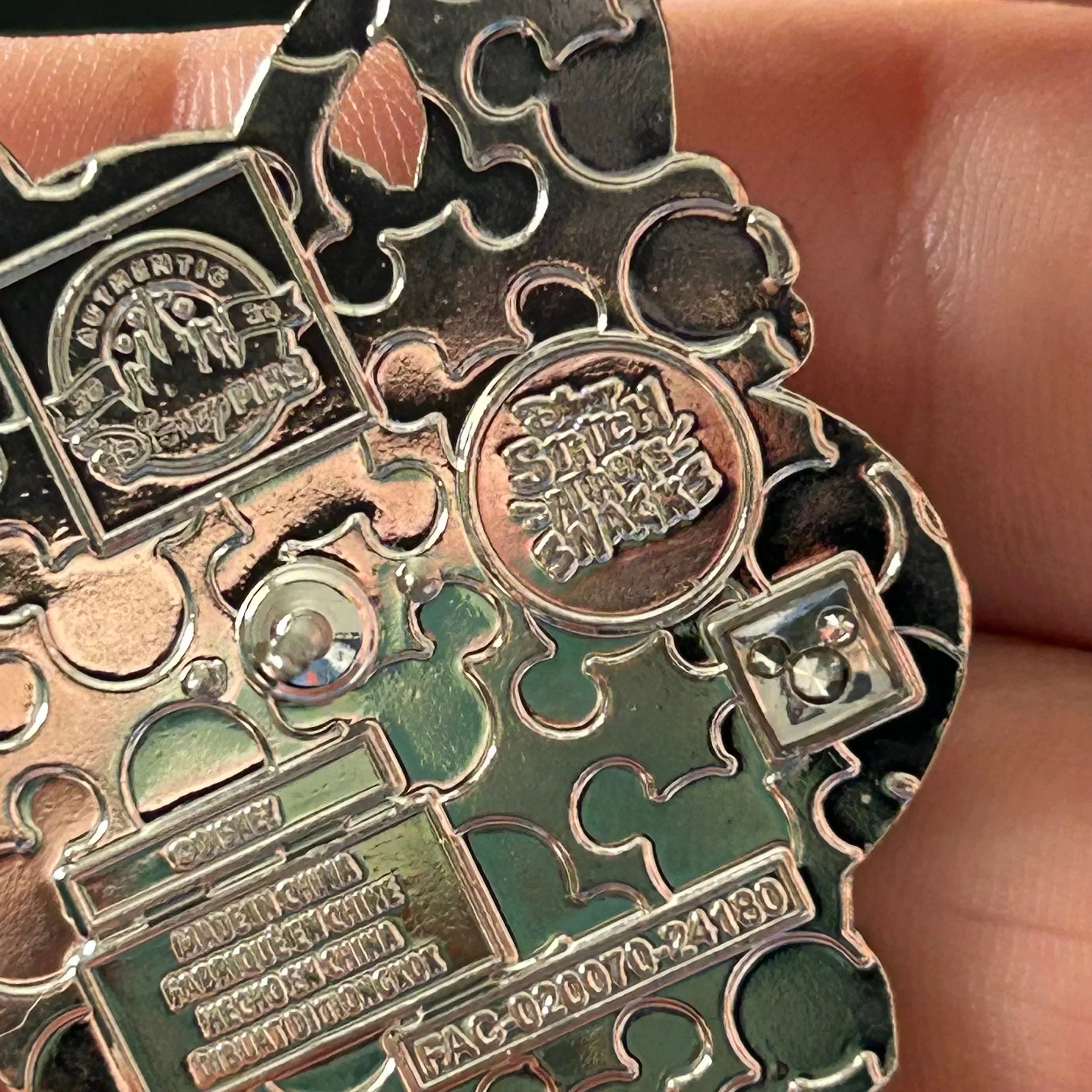 2024 - Angel - Donut - Lilo and Stitch - Snack Attack - Mystery Pin