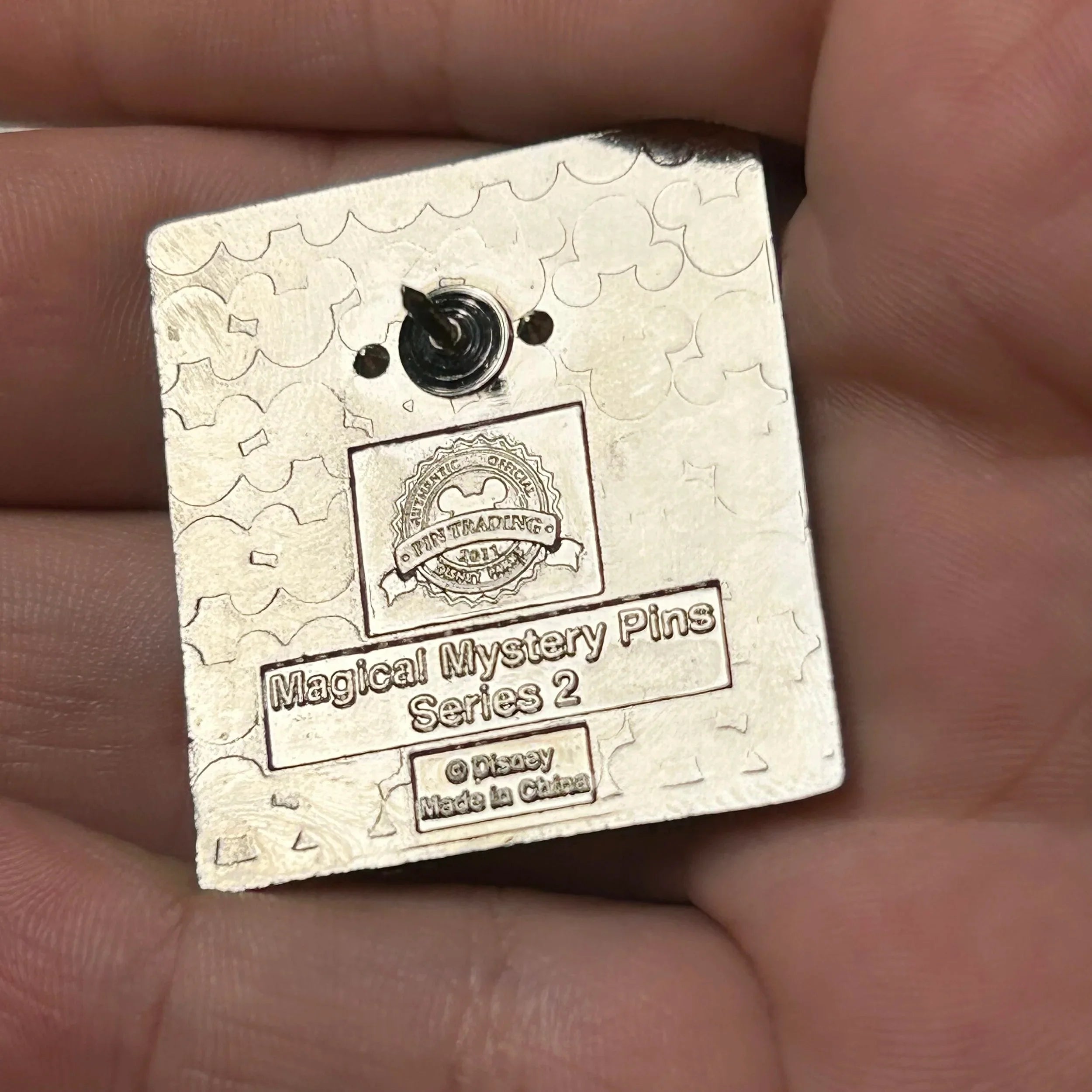 2011 - Mickey Mouse - Red Square - Mystery Series - Disney Pin
