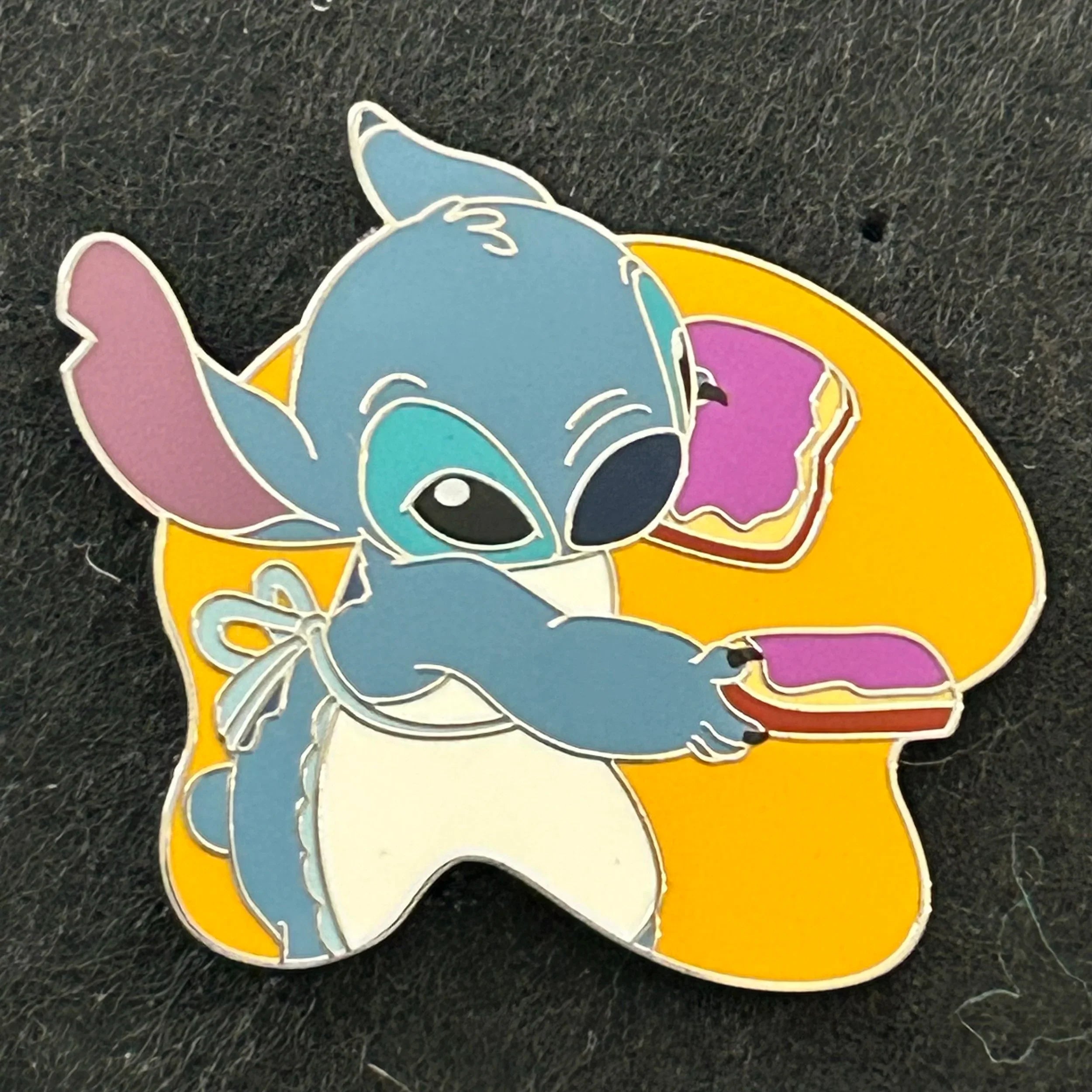 2025 - Stitch - Character Bakers - Mystery Series - Disney Pin
