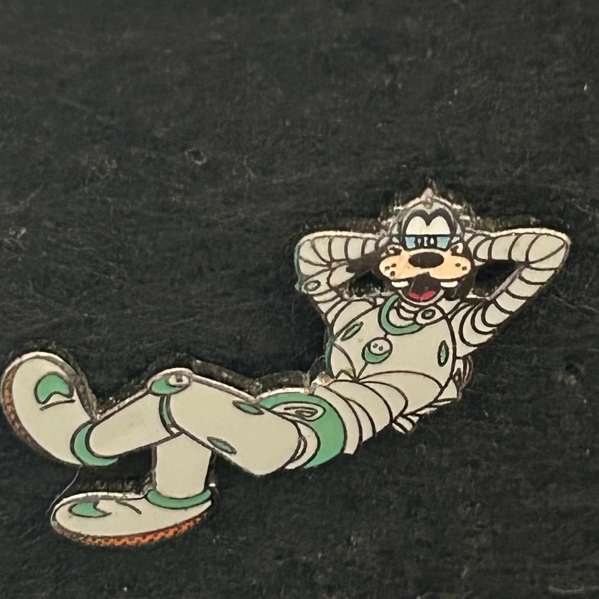 1999 - Goofy - Astronaut - Tomorrowland Reopening - Disney Pin