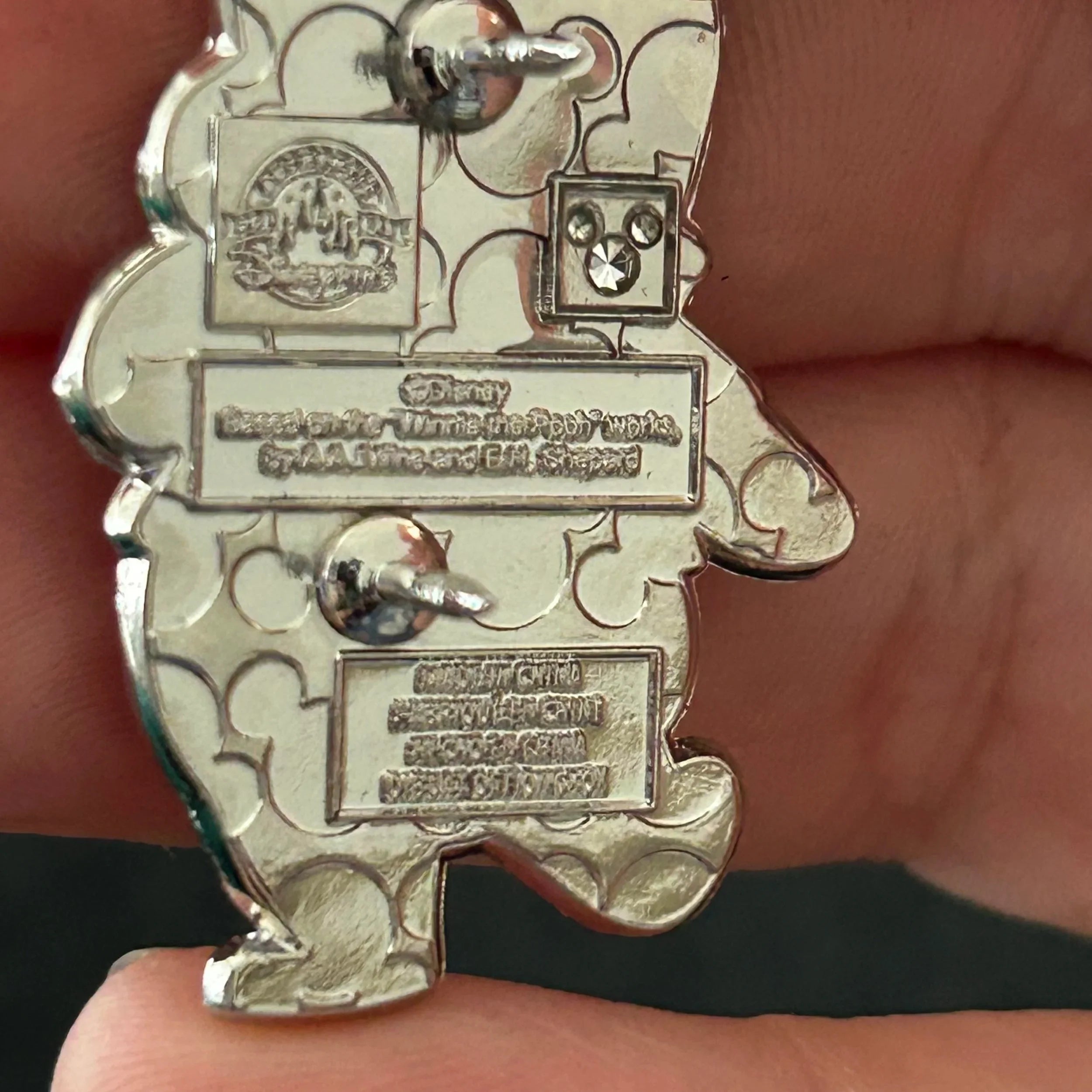 2025 - Winnie The Pooh - Build A Pin - Disney Pin