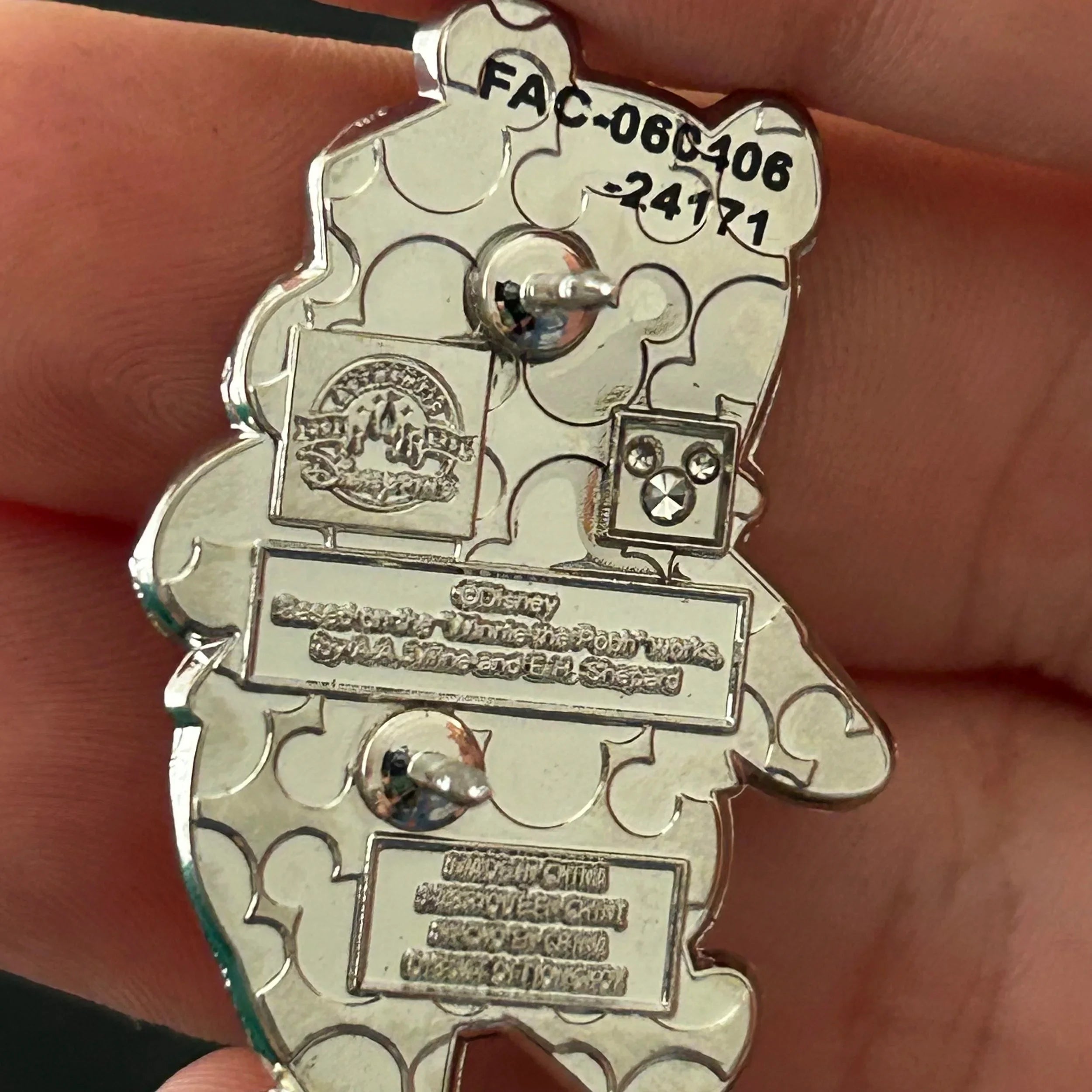 2025 - Winnie The Pooh - Build A Pin - Disney Pin