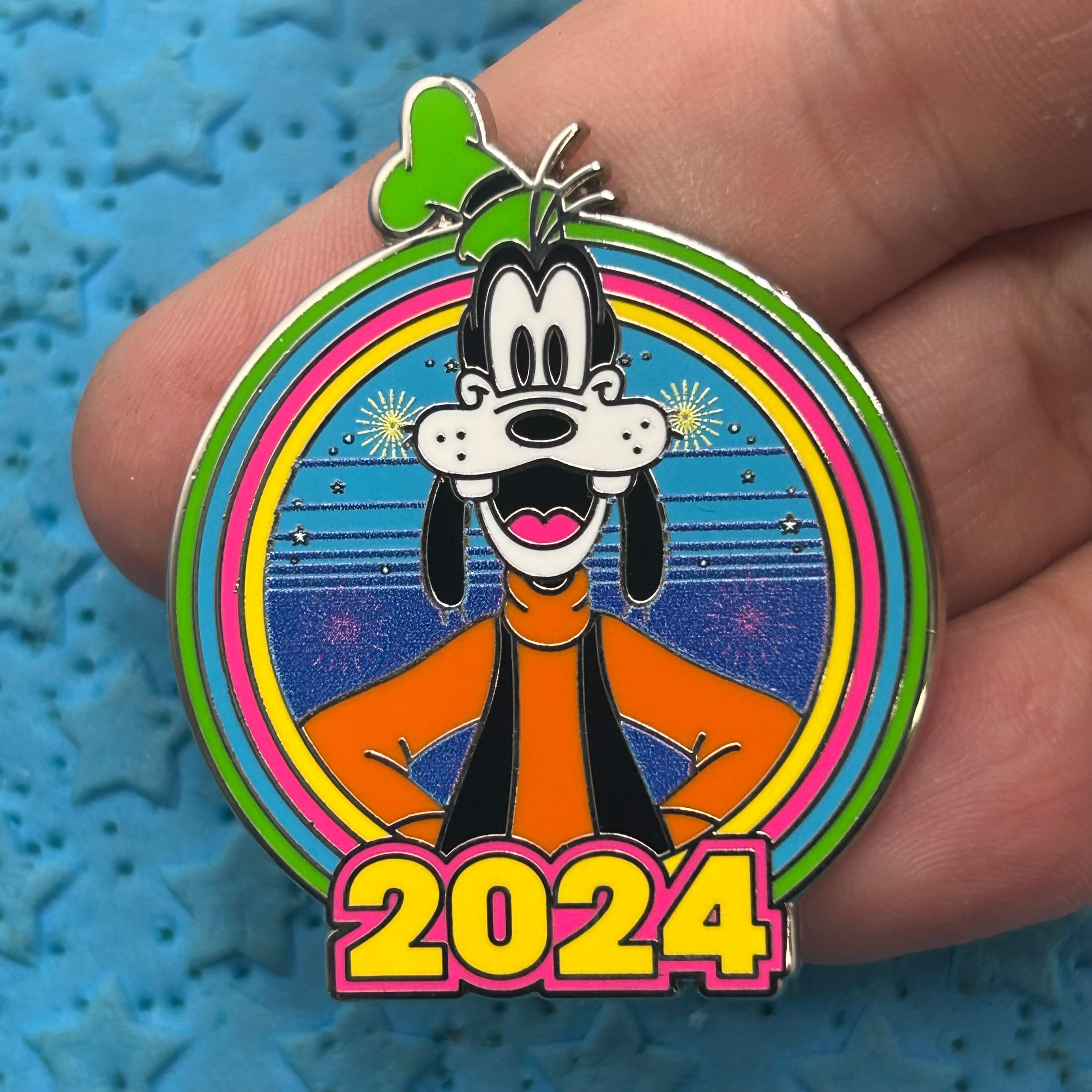 2024 - Goofy - Dated - Starter Set - Disney Pin