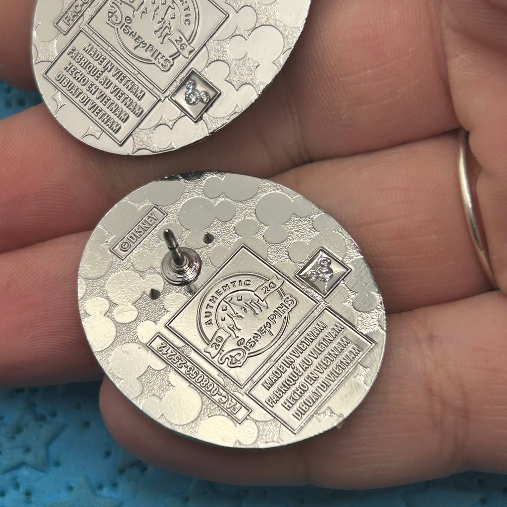 (2 Pin Set) 2026 - Mr Mickey and Mrs Minnie - Disney Pin