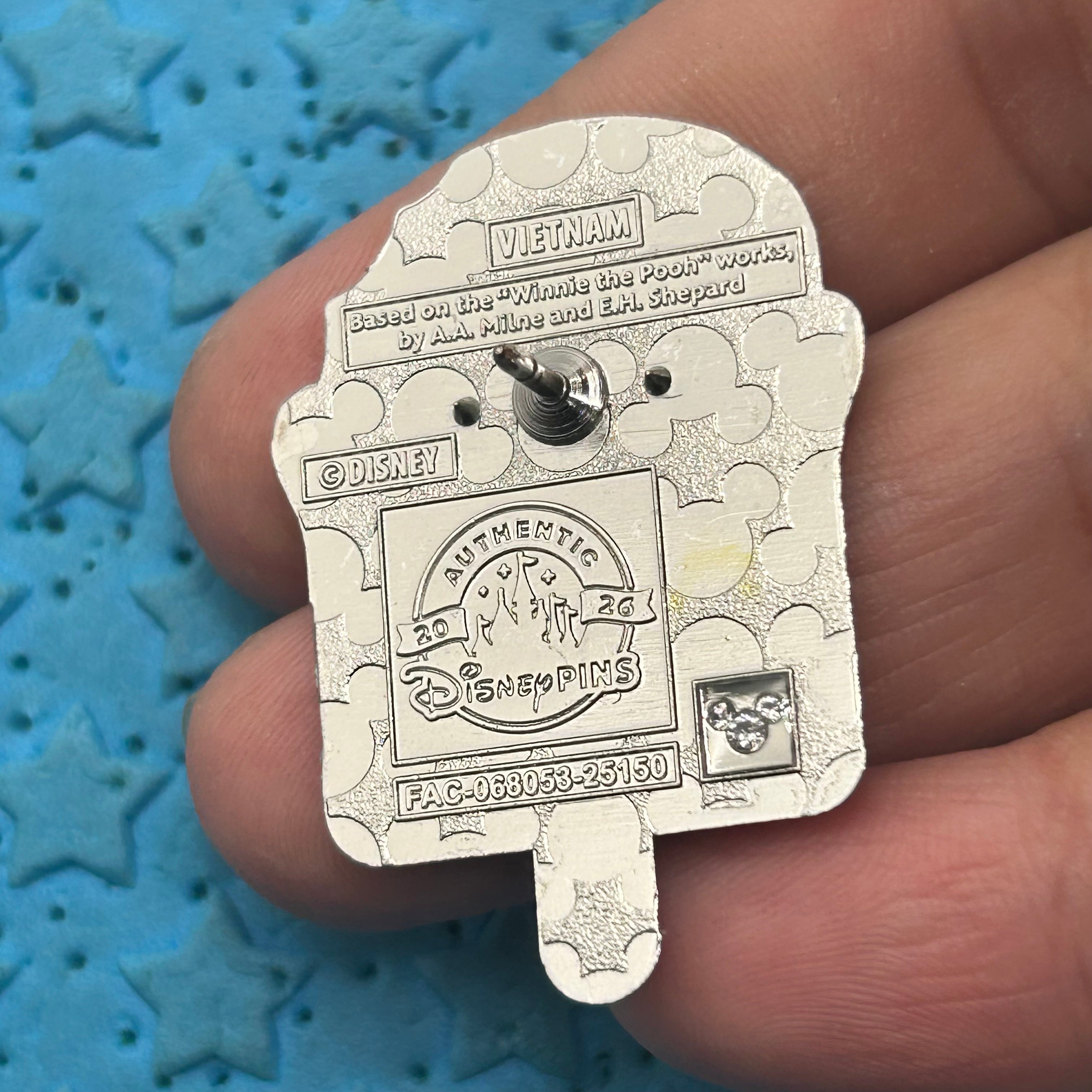 2026 - Winnie the Pooh - Ice Cream - Series 2 - Disney Pin