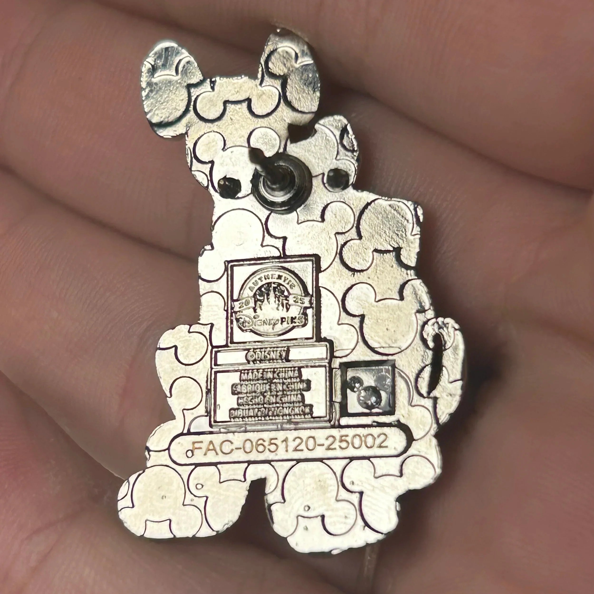 2025 - Pluto with Suitcase - Disney Pin