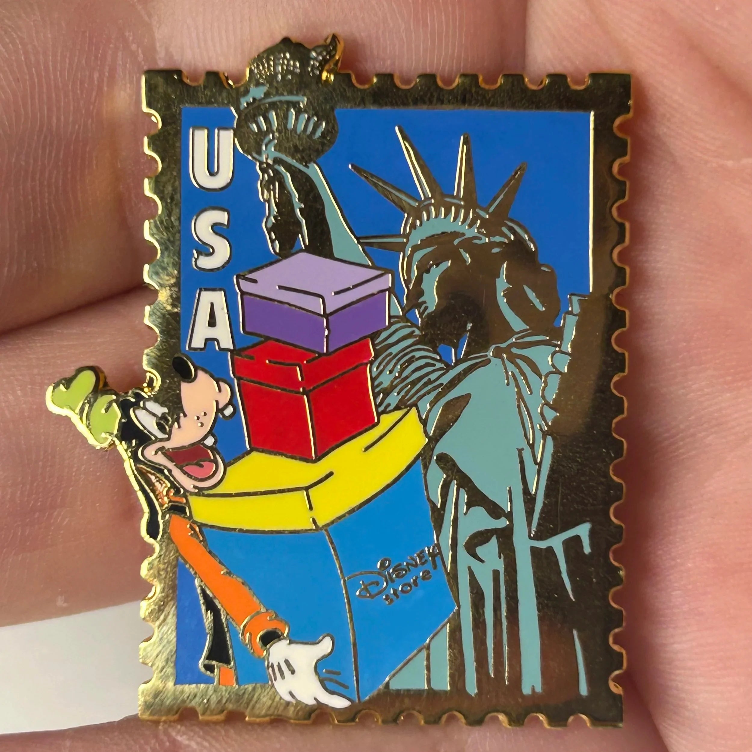 Disney Store - Goofy Shopping - Postage Stamp Series - USA - Disney Pin