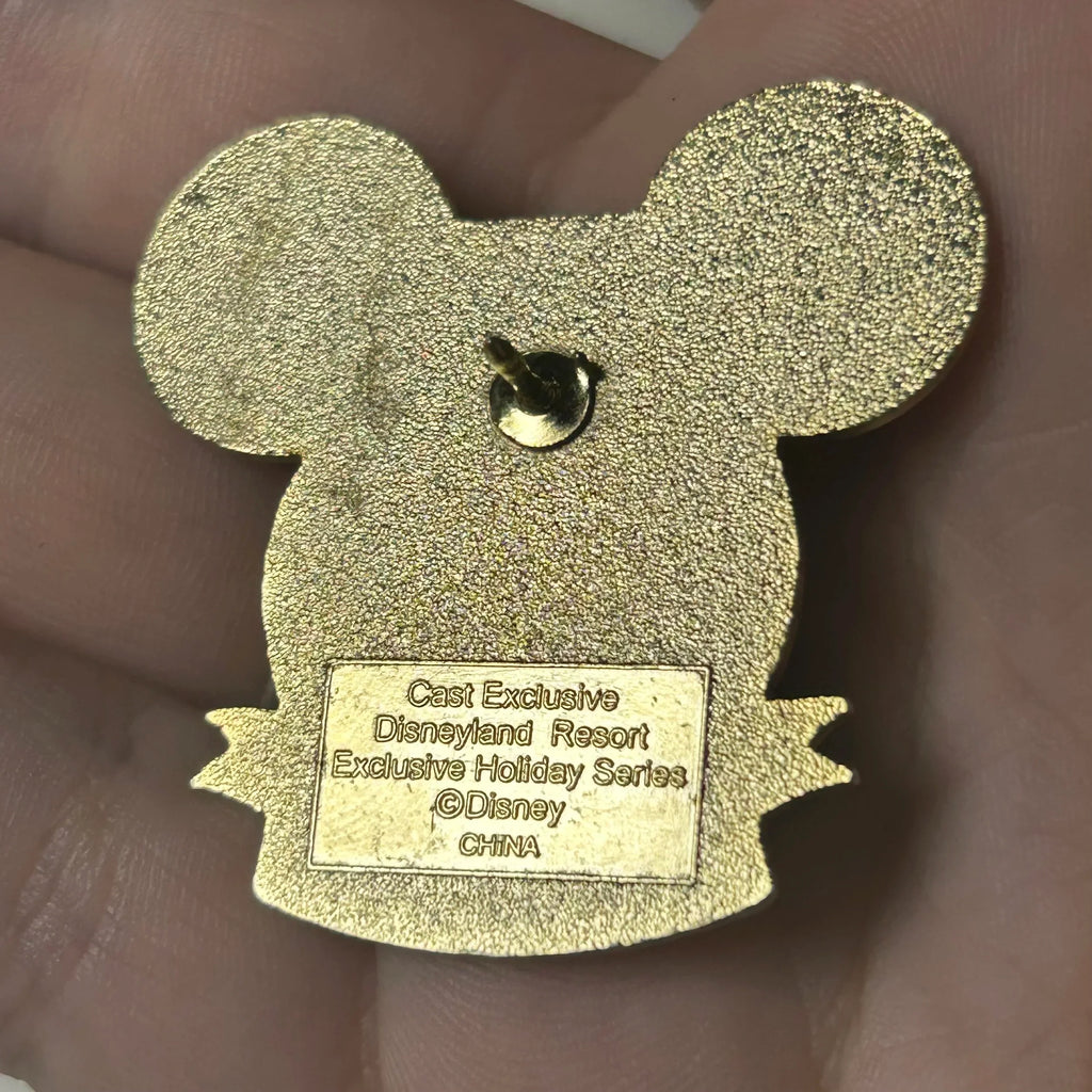2004 - Mickey Mouse - Happy Holidays - Cast Exclusive - Disney Pin