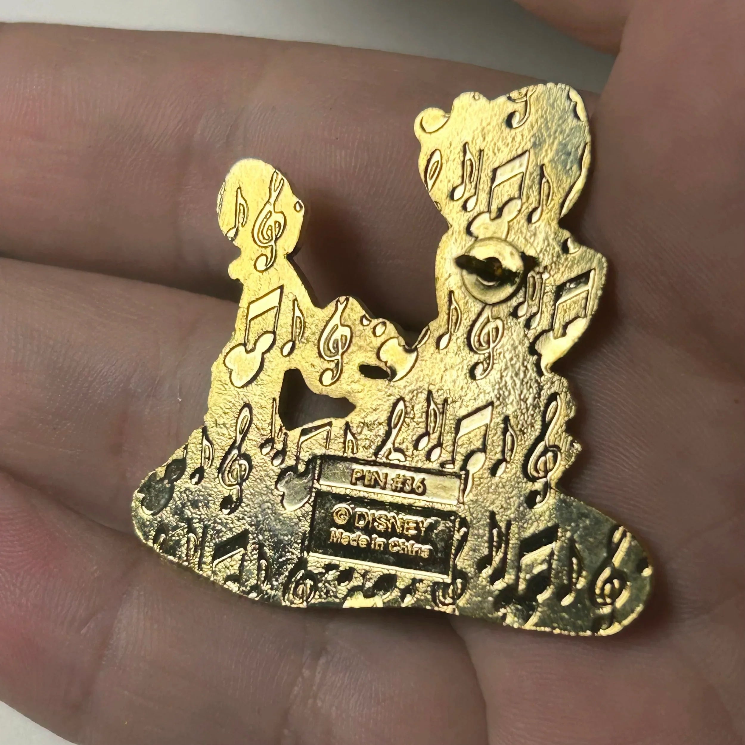 2002 - Johnny Appleseed - The Lord is Good to Me - MMM - Disney Pin