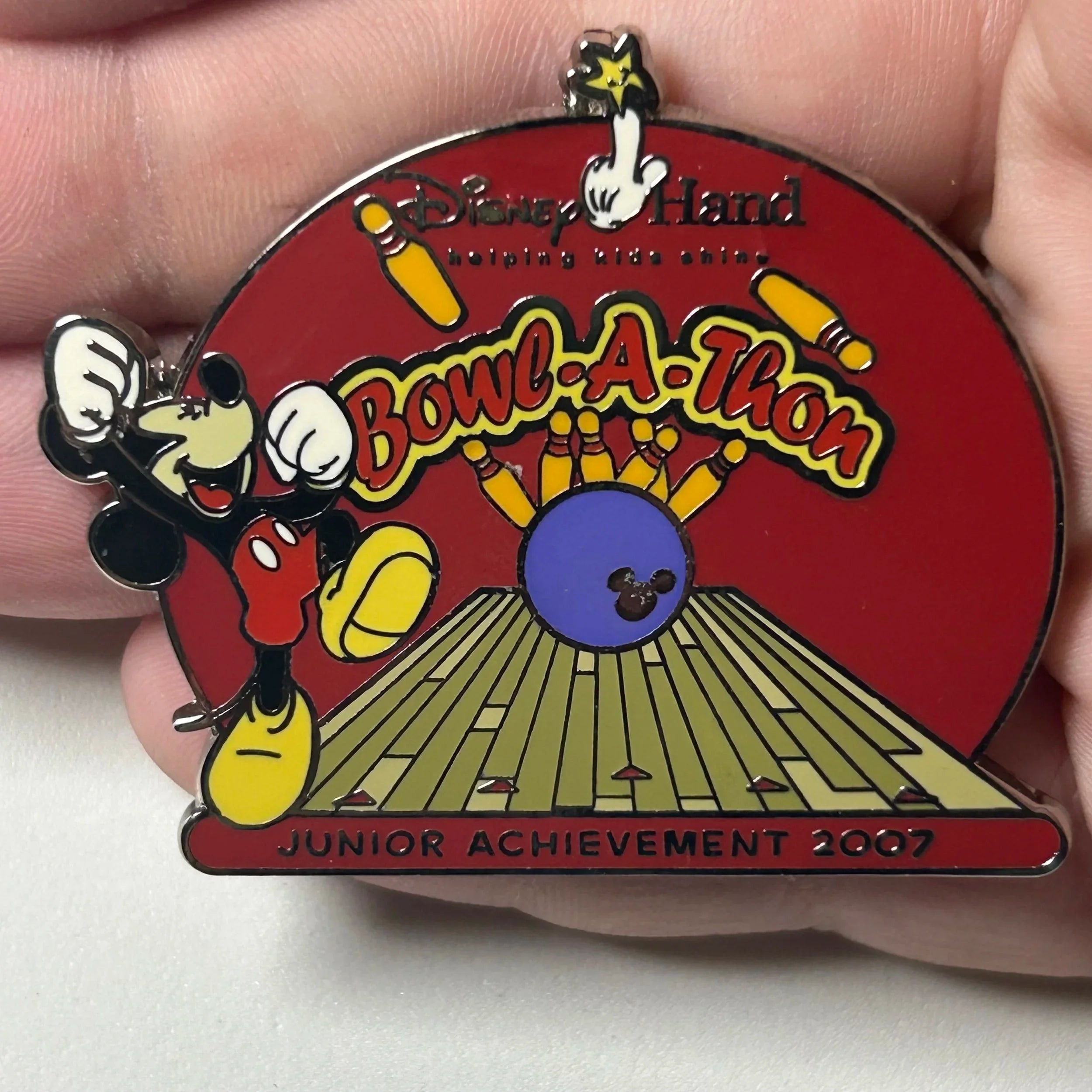 2007 - Mickey Mouse - Bowl A Thon - Cast Exclusive - LE 5,000 - Disney Pin