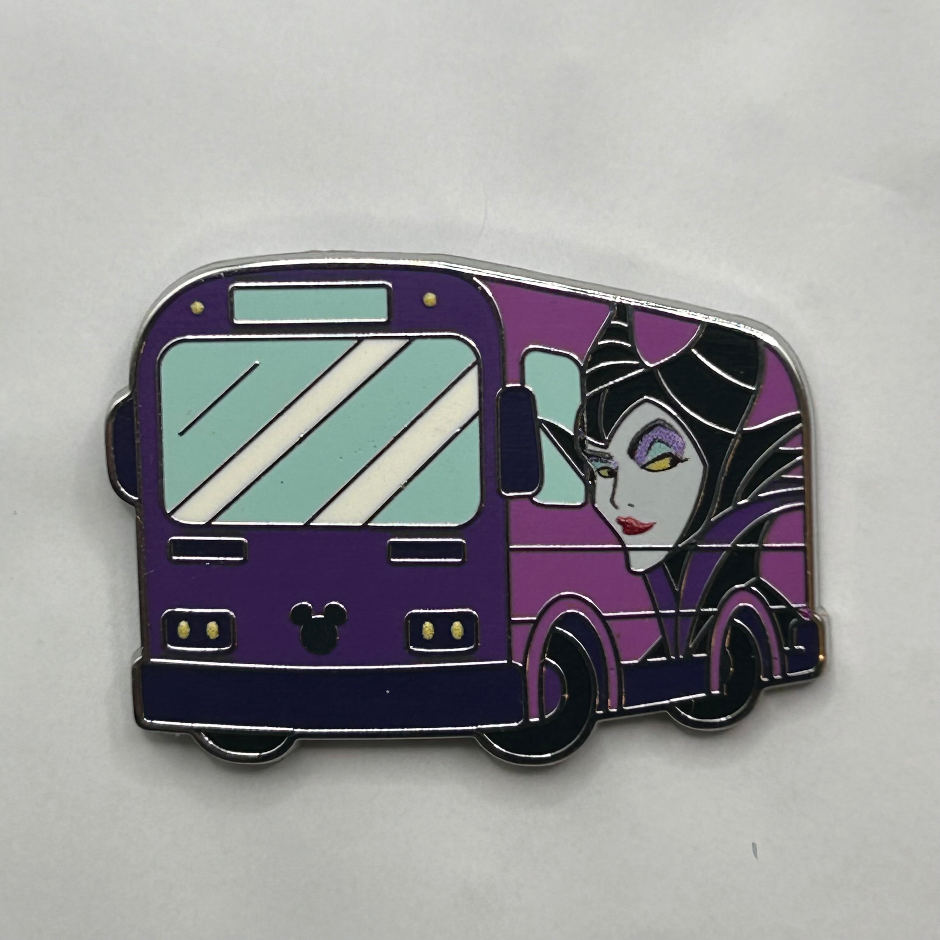 2026 - Maleficent - Hidden Disney - Bus Chaser - Disney Pin