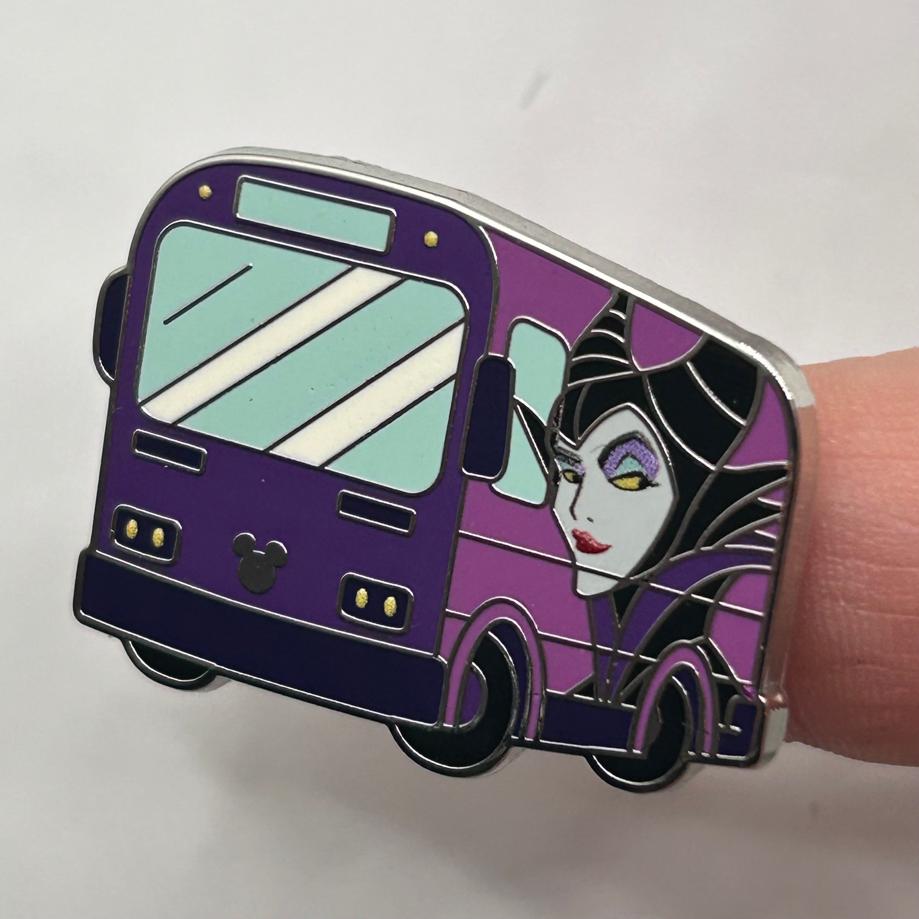 2026 - Maleficent - Hidden Disney - Bus Chaser - Disney Pin