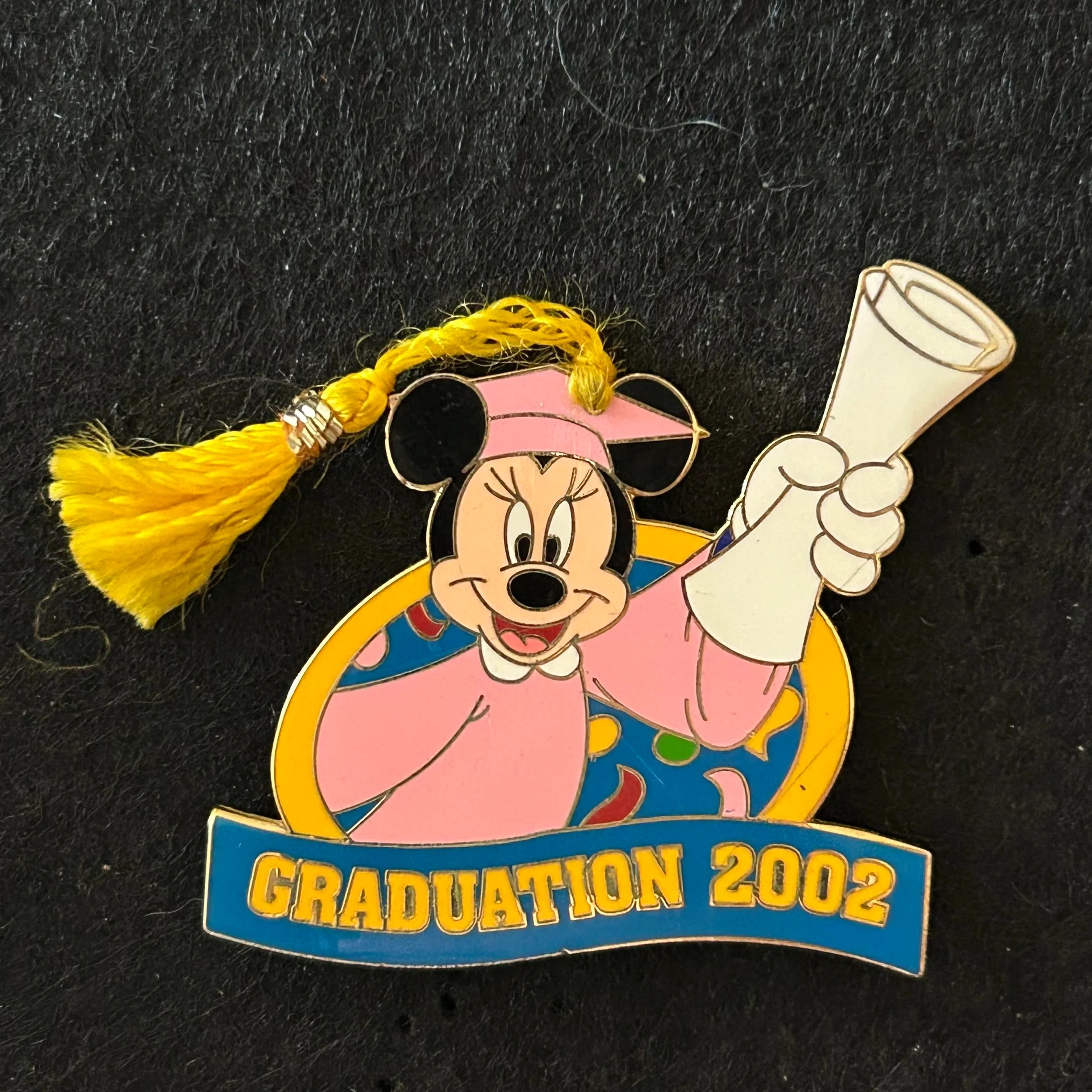 2002 - Minnie Mouse - Graduation - LE 5,000 - Disney Pin