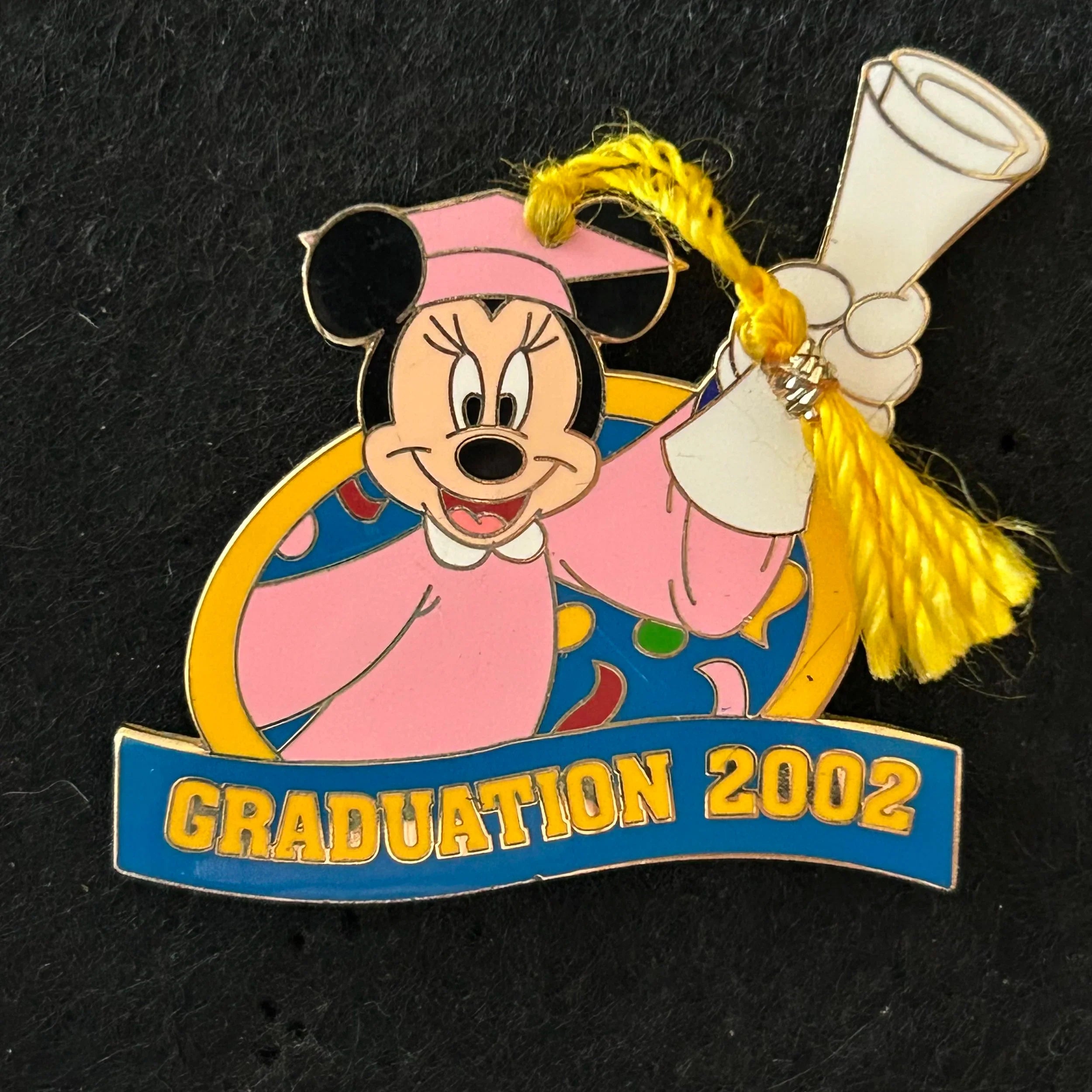 2002 - Minnie Mouse - Graduation - LE 5,000 - Disney Pin