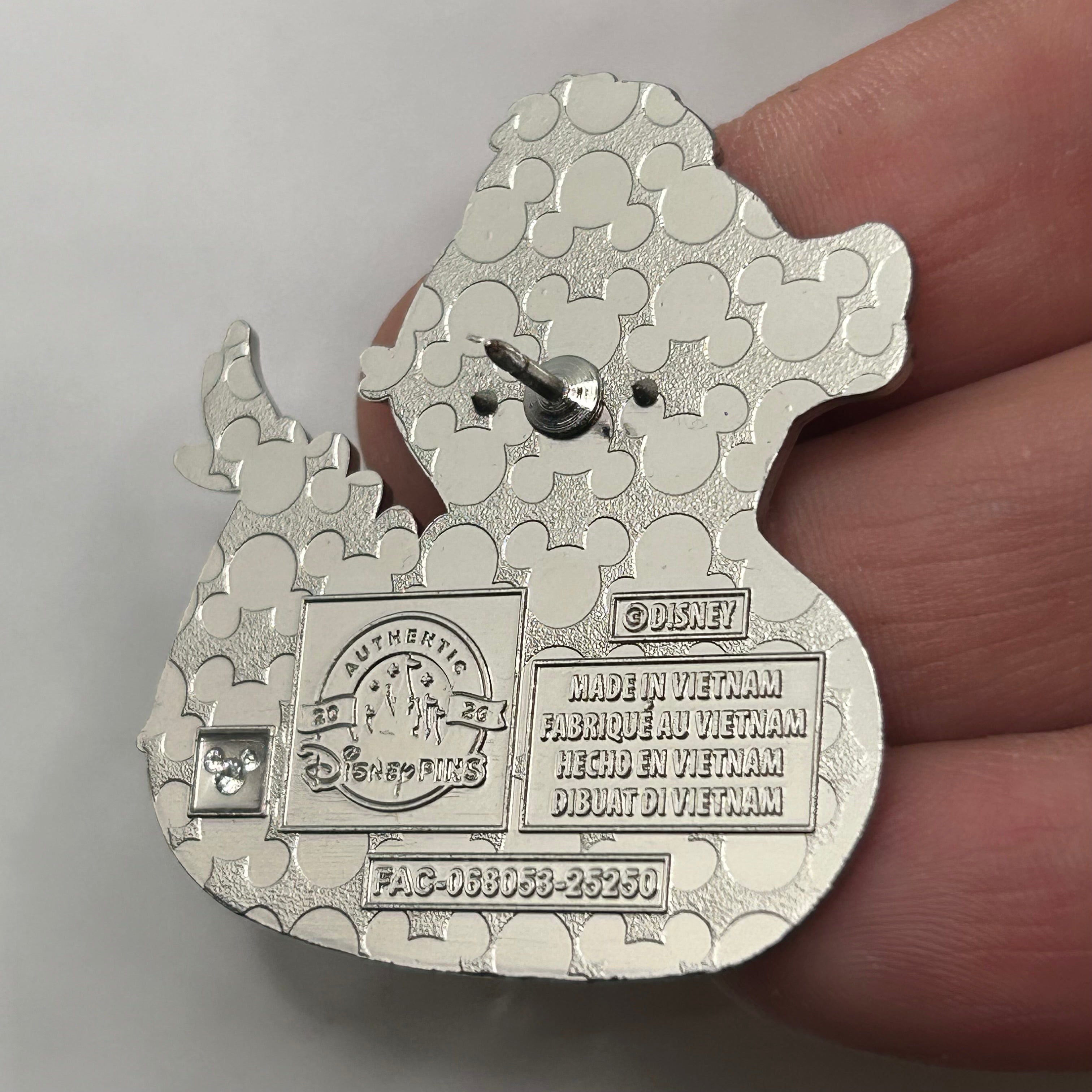 2026 - Elliot - Disney Ducks - Series 2 - Mystery Pin