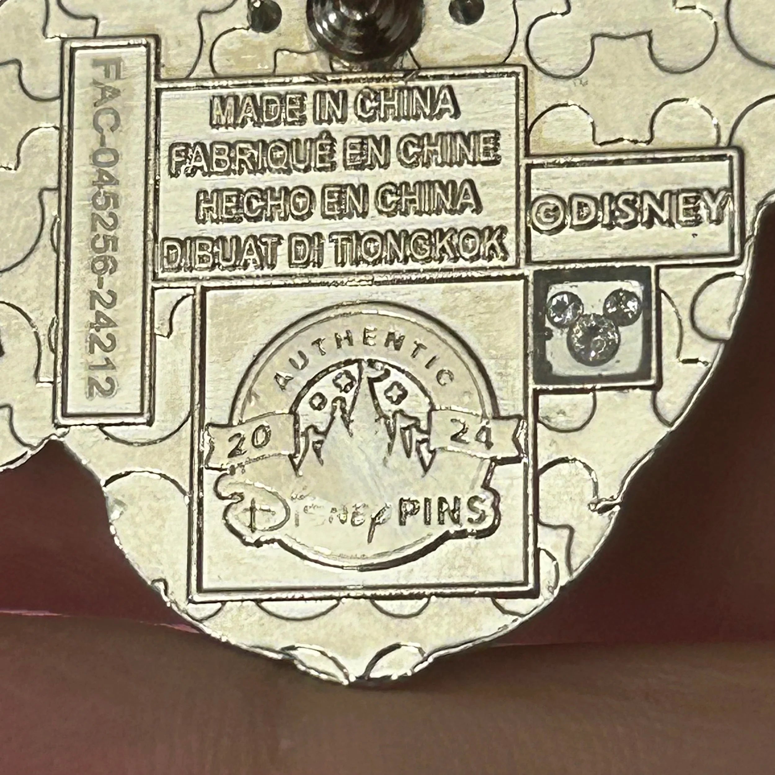 2024 - Minnie Mouse - Mug Pin