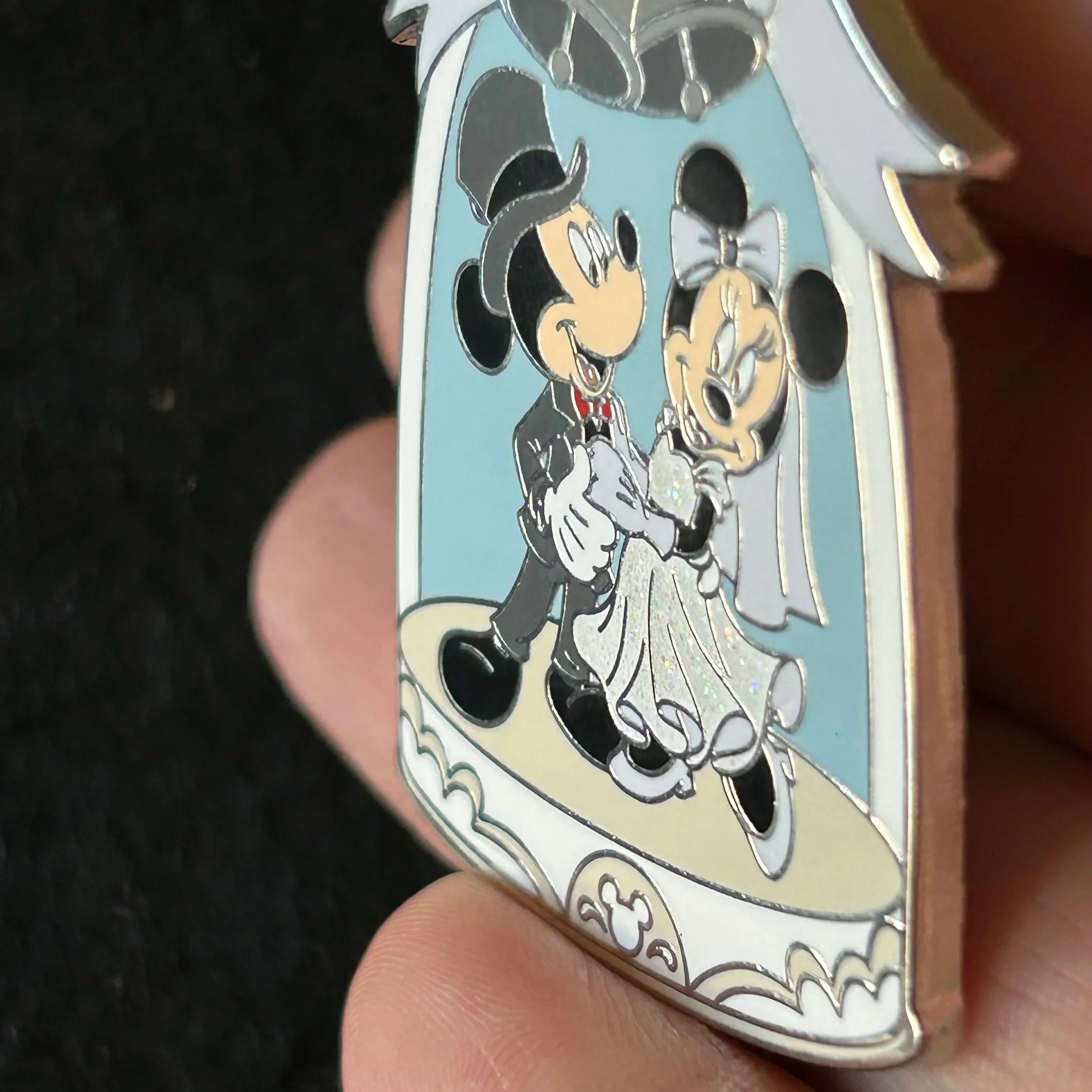 2024 - Mickey and Minnie Mouse - Wedding - Bride and Groom - Disney Pin
