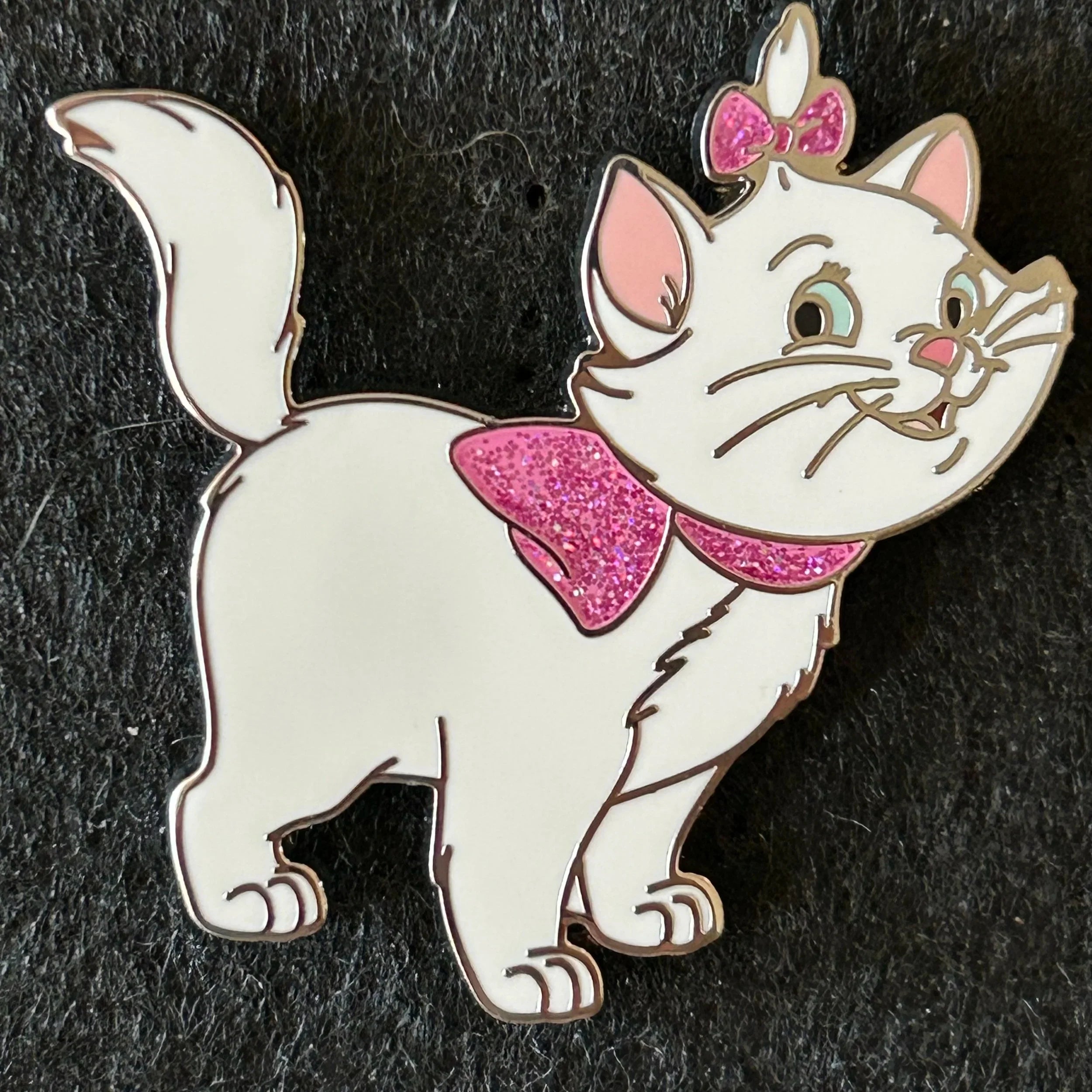 2023 - Marie - Aristocats - Glitter Bow - Full Body - Disney Pin