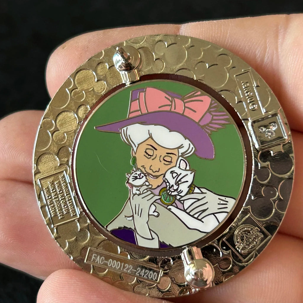 2024 - Aristocats - Flipper - Best Cat Pawrent - Disney Pin