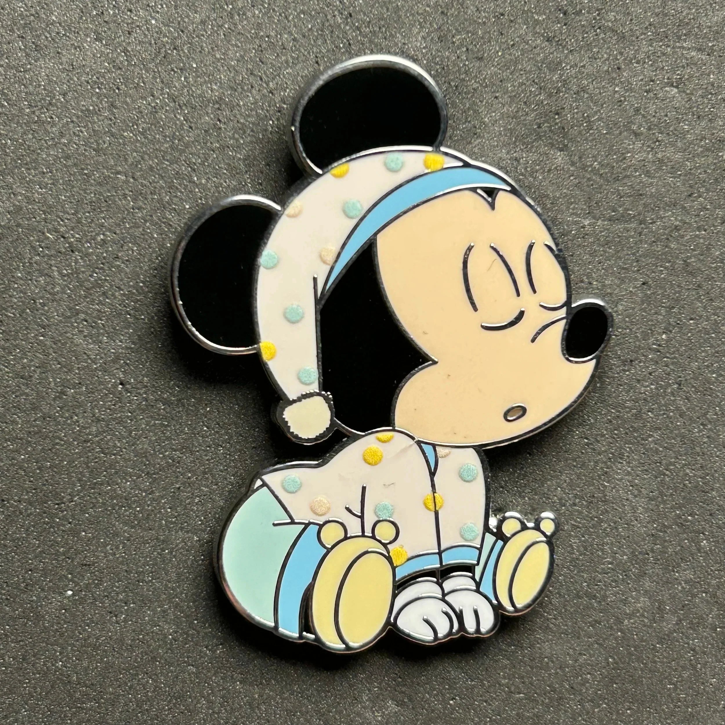 2024 - Baby Mickey Mouse - Sleeping - Full Body - Disney Pin