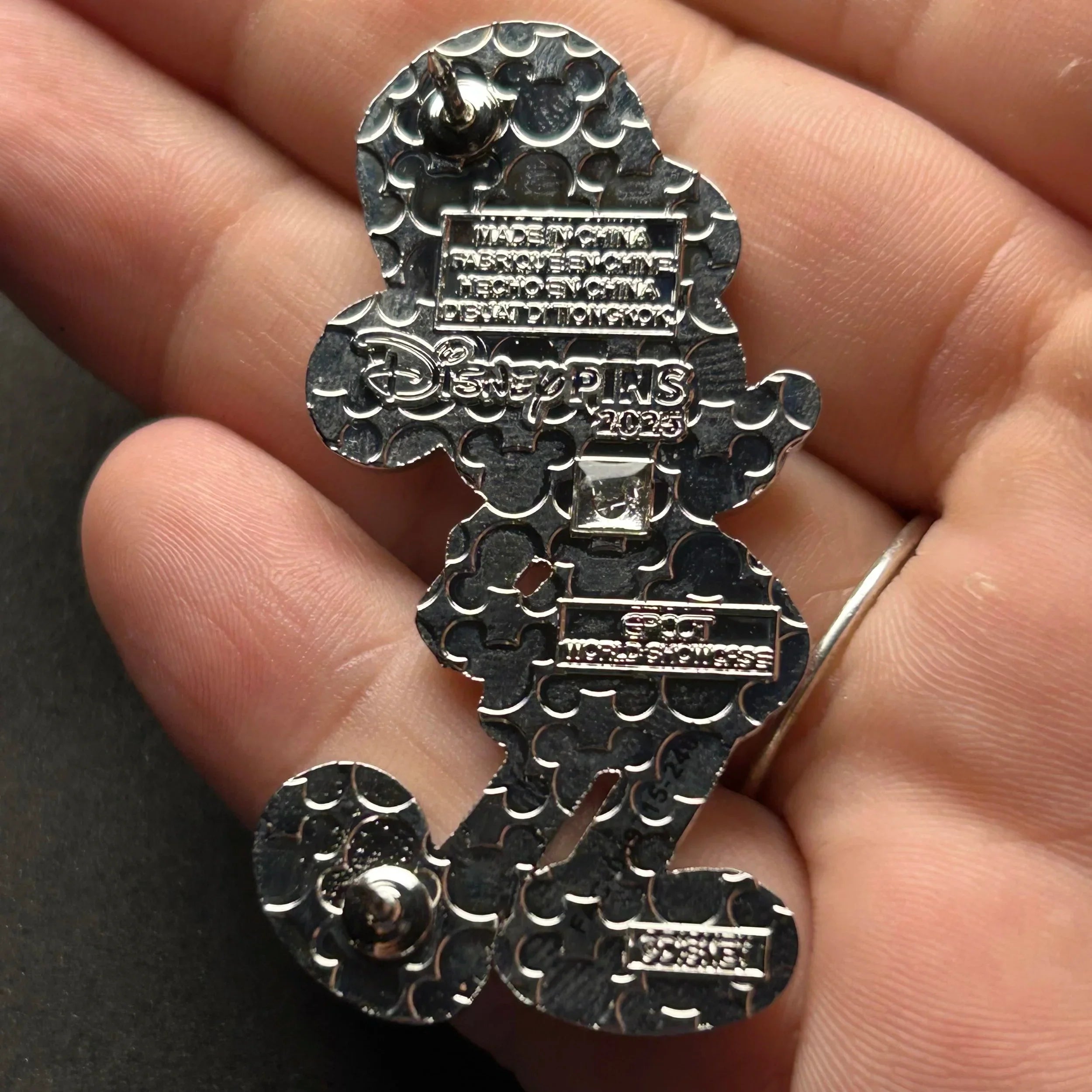 2025 - Mickey Mouse - UK - World Showcase Series -  Full Body - Disney Pin