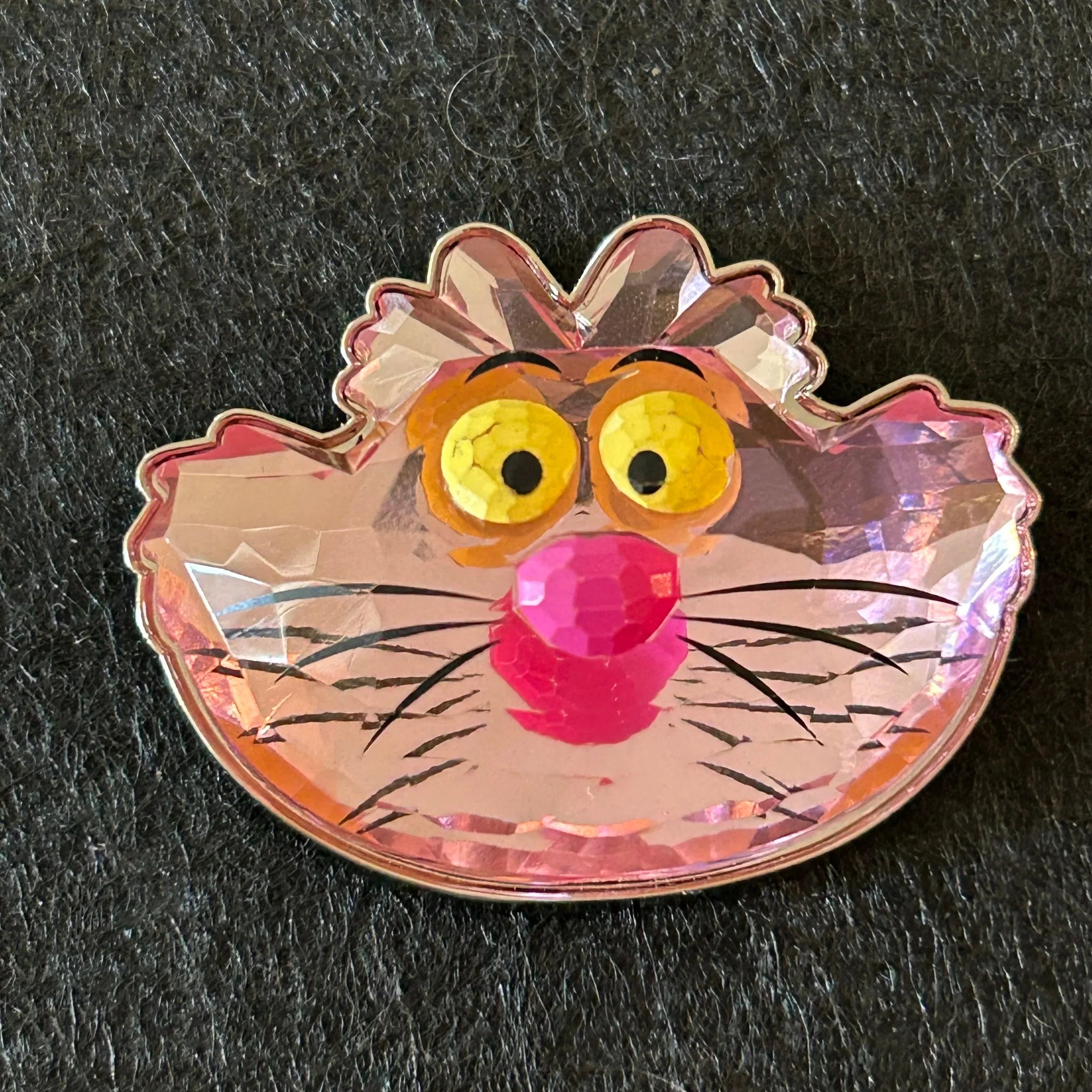 2017 - Cheshire Cat - Gemstone - 3D - Disney Pin